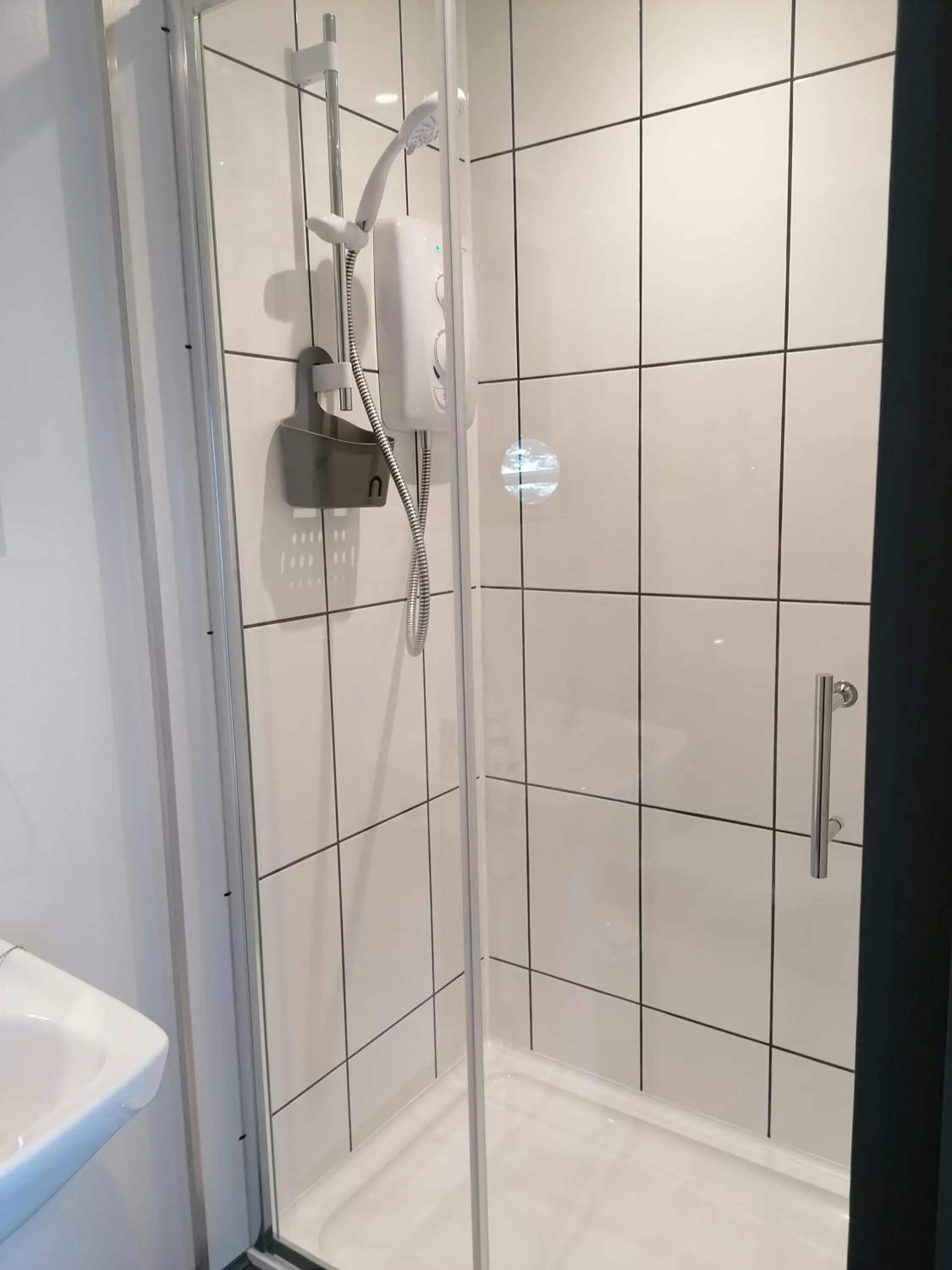 Shower in Pensalda Guest House