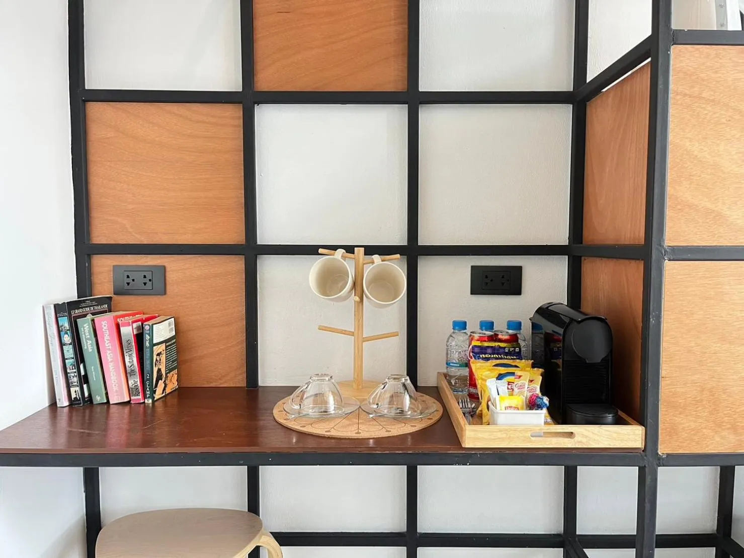 Coffee/tea facilities in Book a Bed Poshtel - SHA Plus