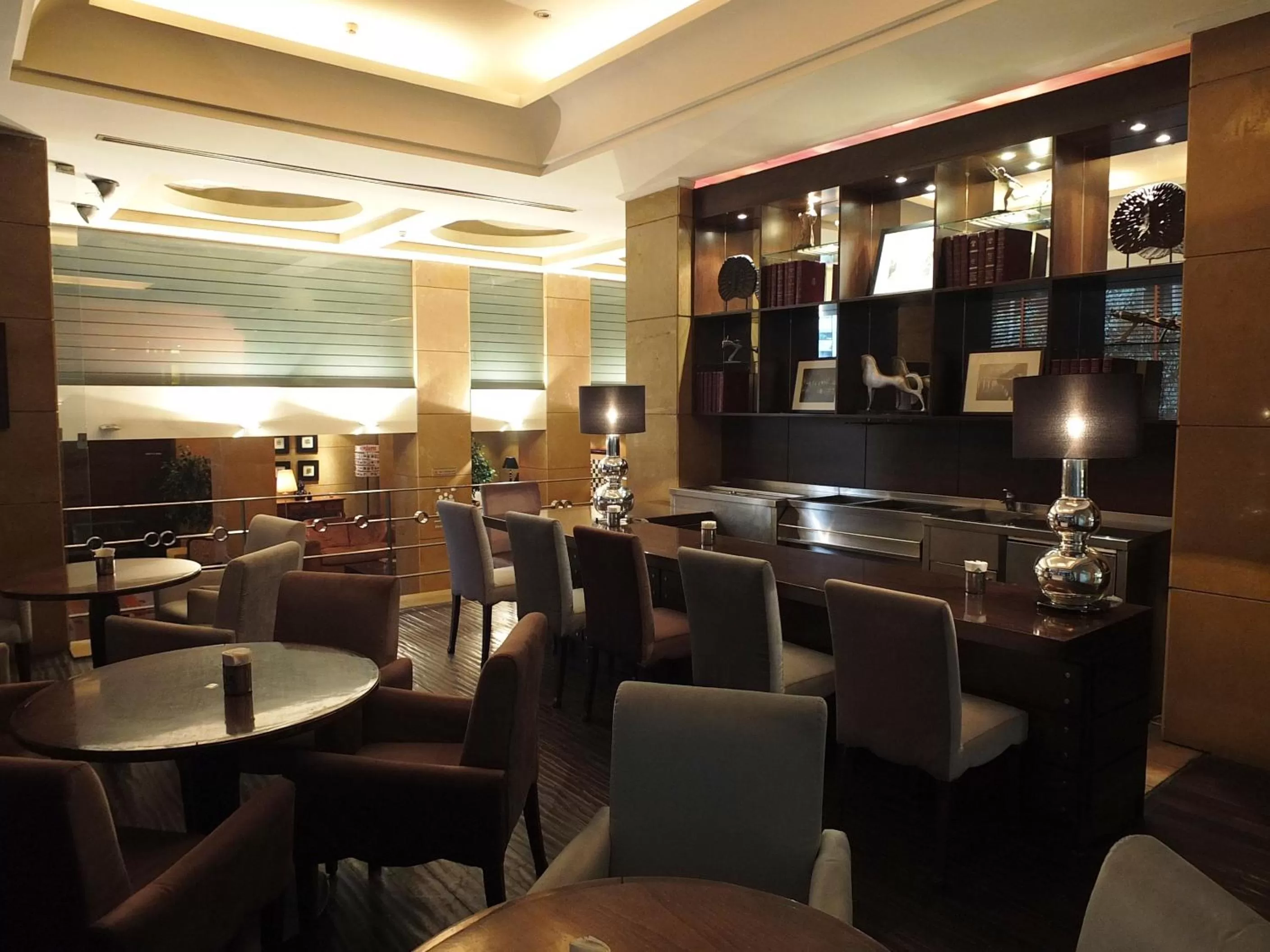 Restaurant/places to eat in Plaza Hotel Beirut
