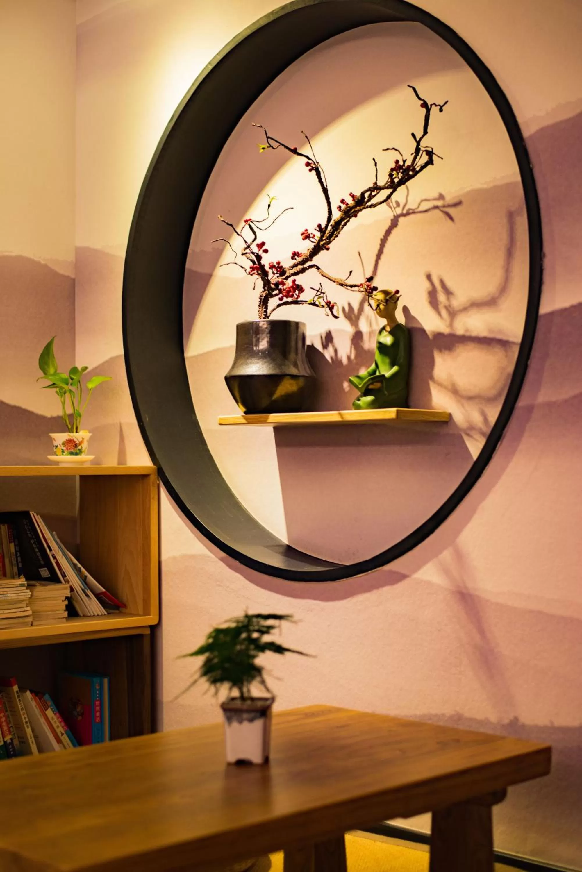 Communal lounge/ TV room, TV/Entertainment Center in Li River Resort Villa Hotel