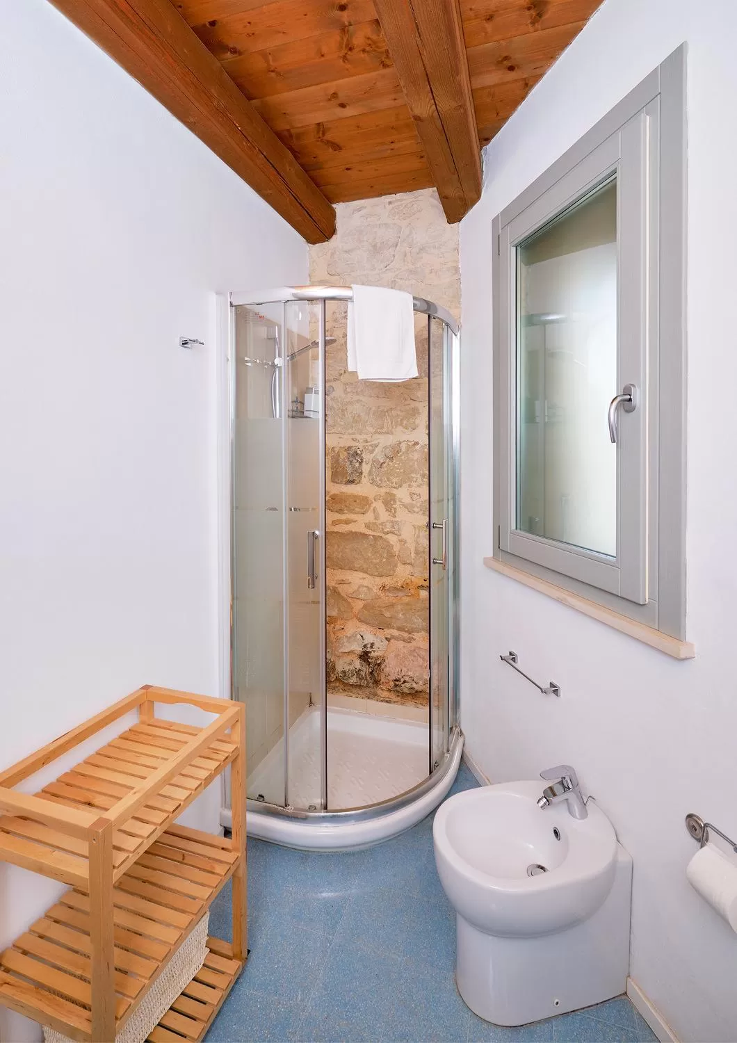 Shower in Petrantica Resort