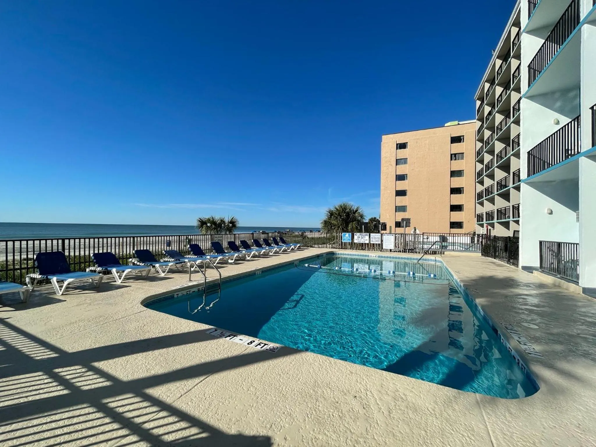 Swimming pool in Polynesian Oceanfront Hotel