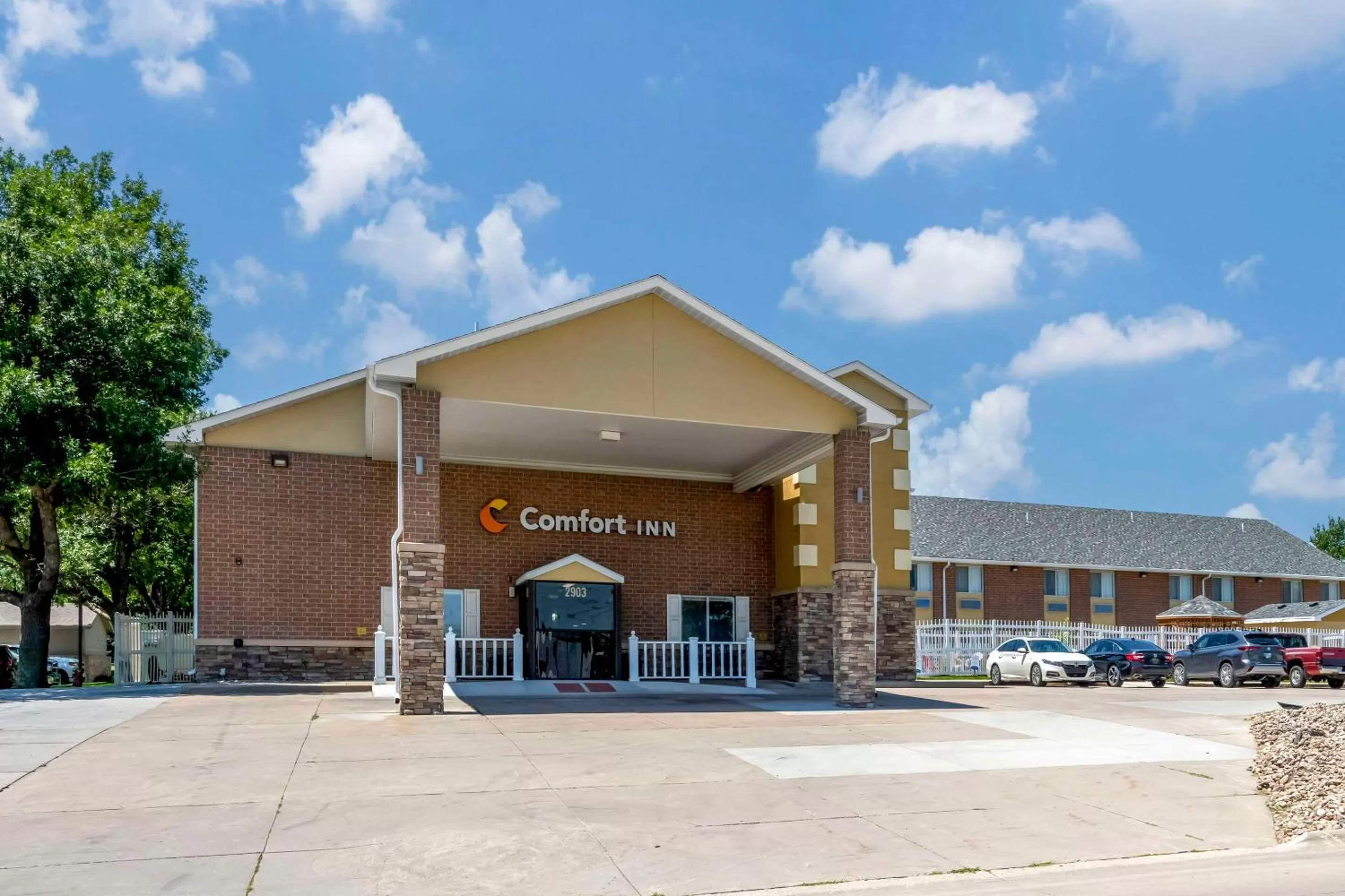 Property building in Comfort Inn Hastings