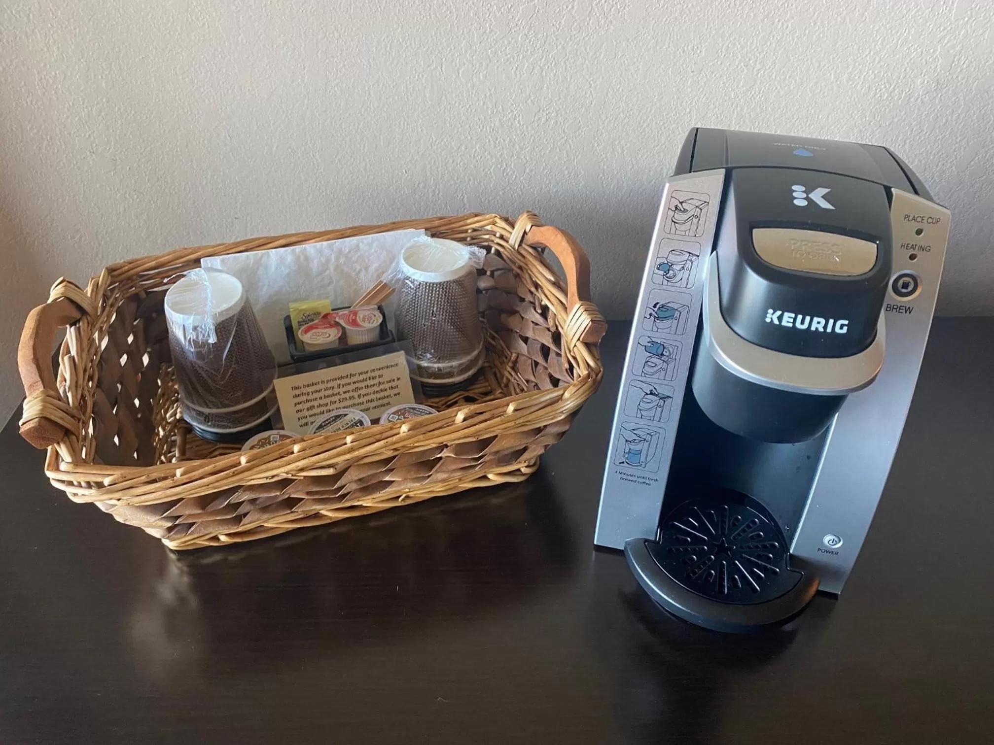 Coffee/tea facilities in Bandon Inn