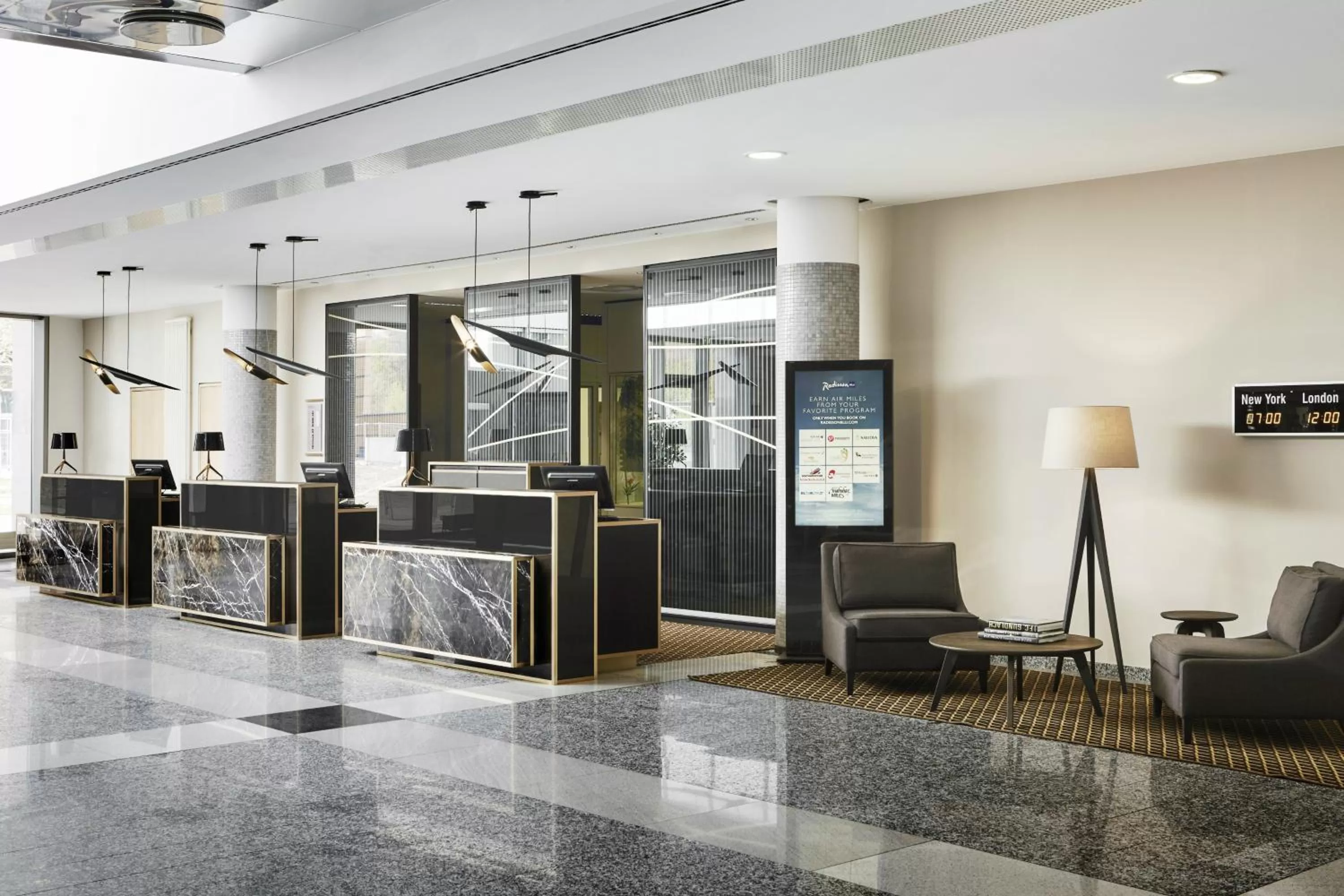 Lobby or reception in Radisson Blu Hotel Hannover