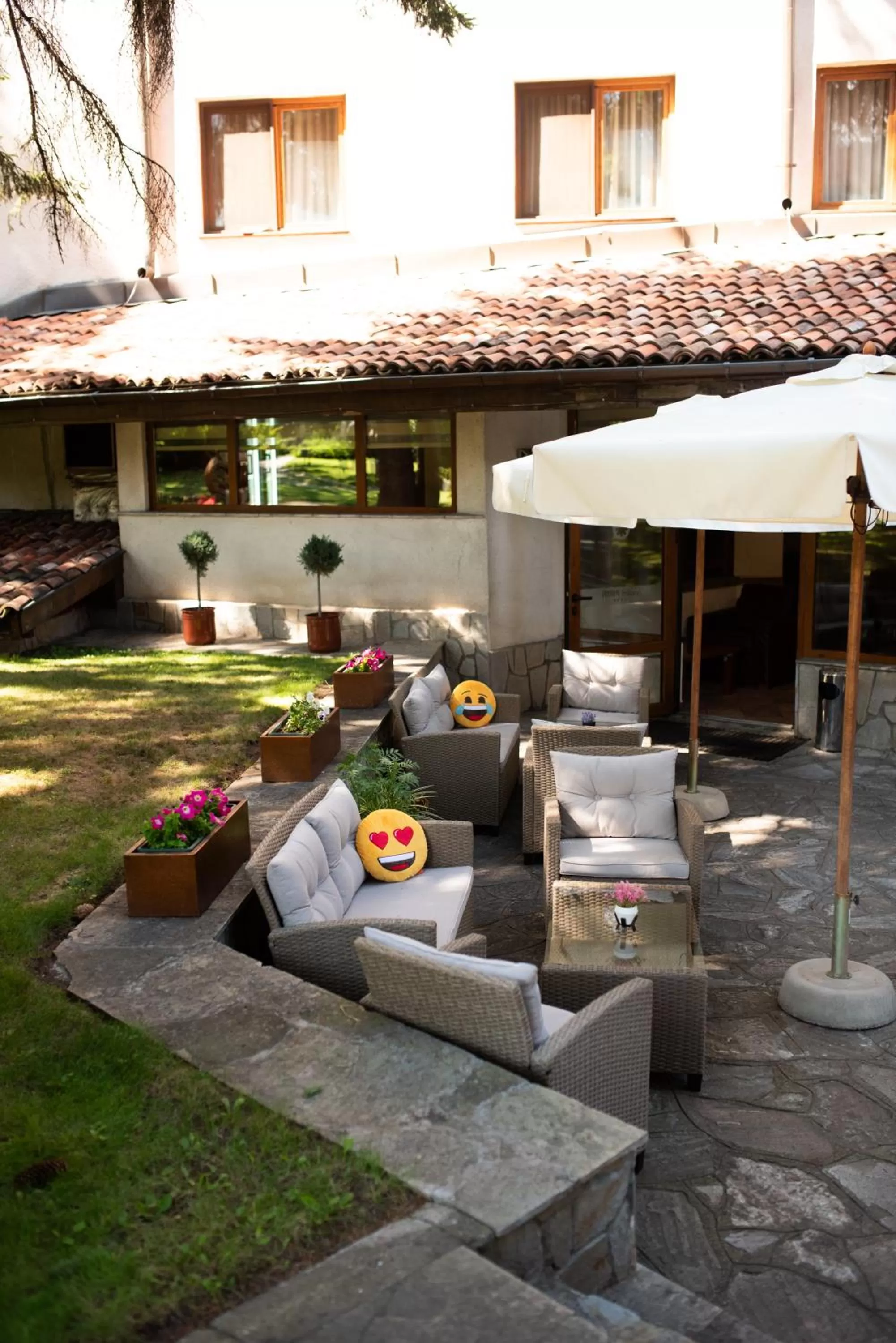 Patio in Hotel Pirin SKI & SPA