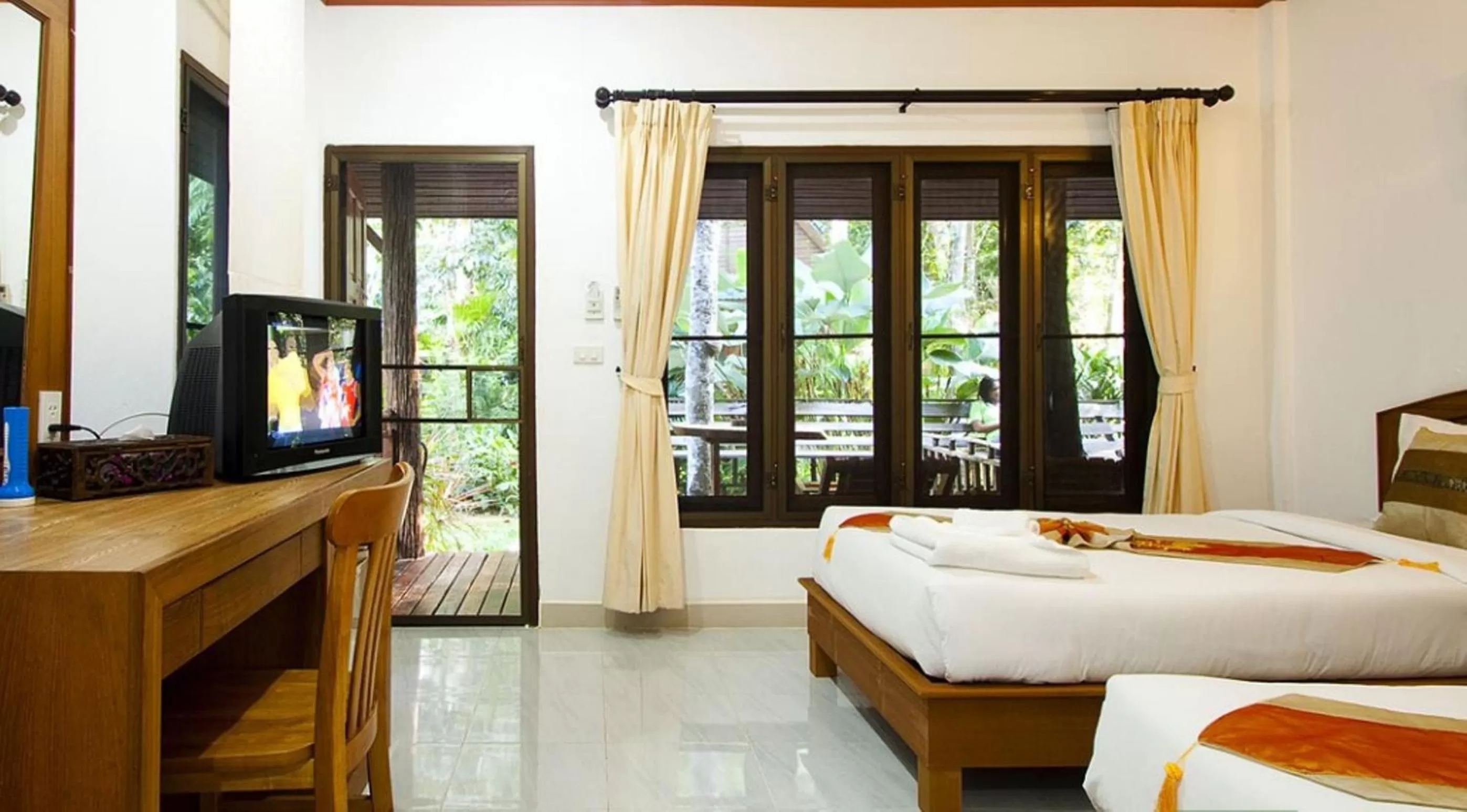 Bed in Aonang Cliff View Resort SHA Extra Plus