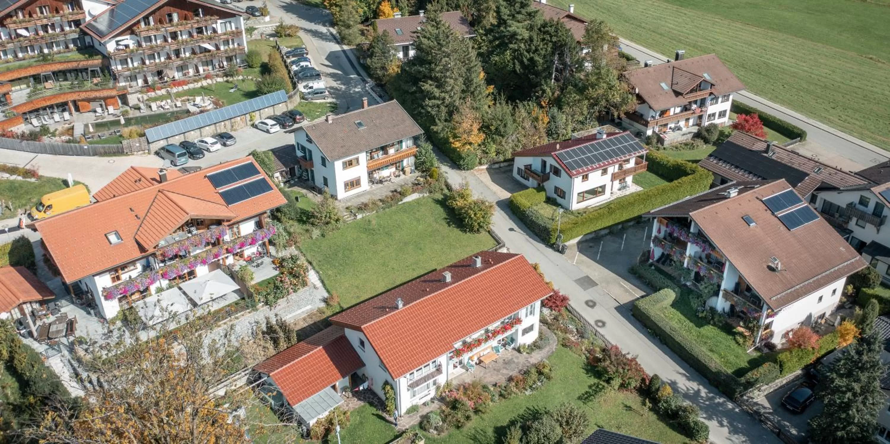 Property building, Bird's-eye View in Ferienhaus und Landhaus Berger