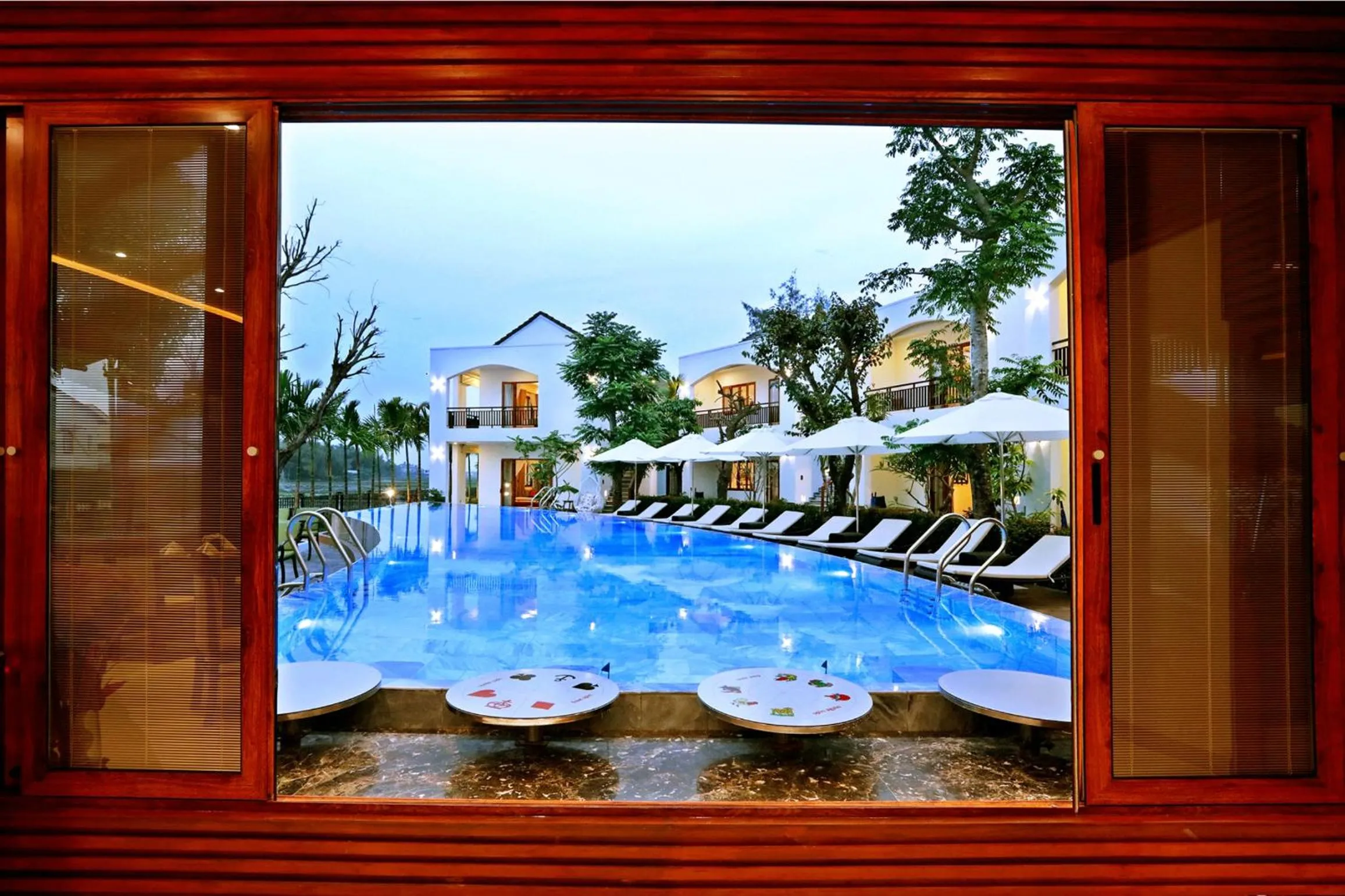 Restaurant/places to eat in Azumi