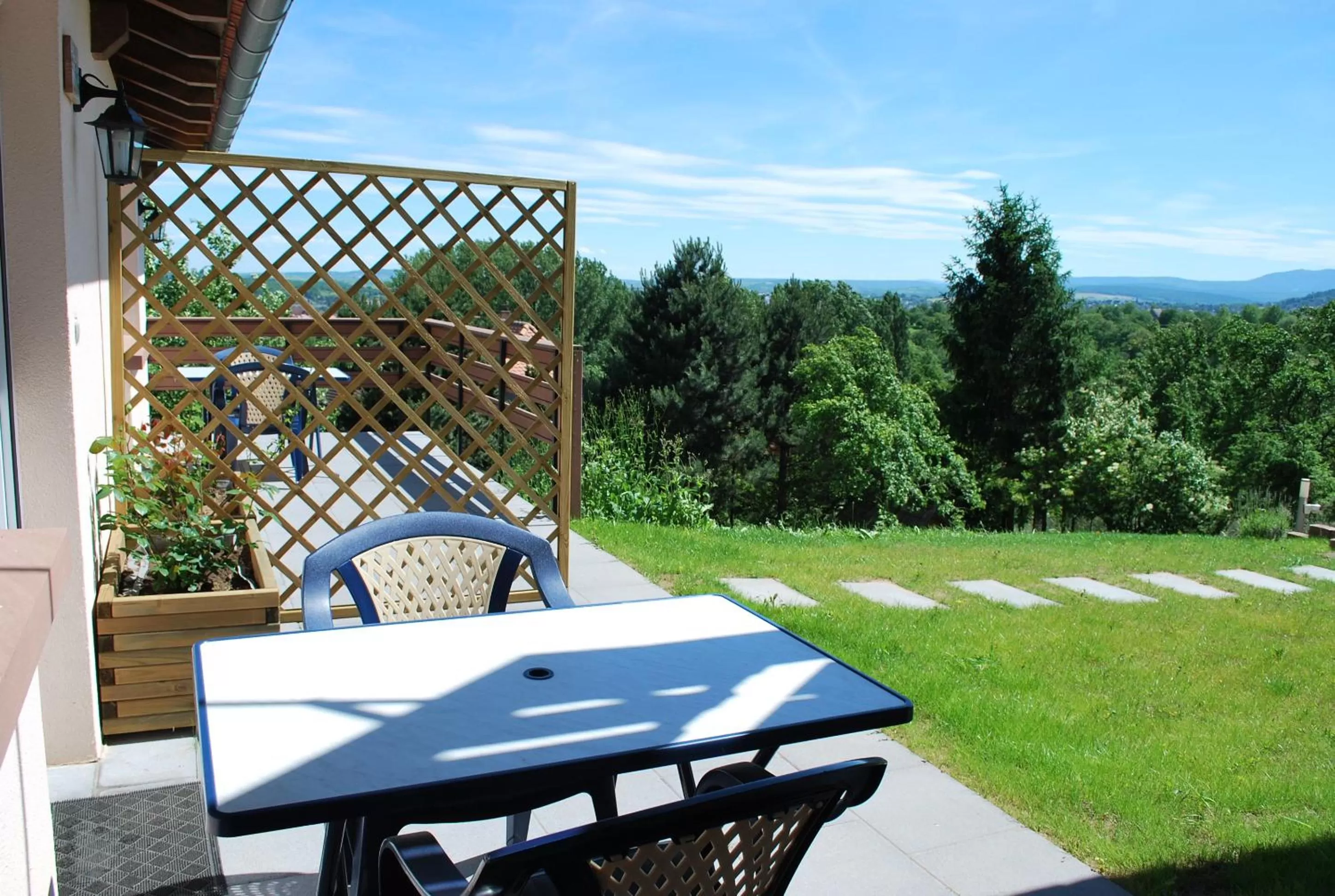 Balcony/Terrace in Chambres d'hôtes Les vignes
