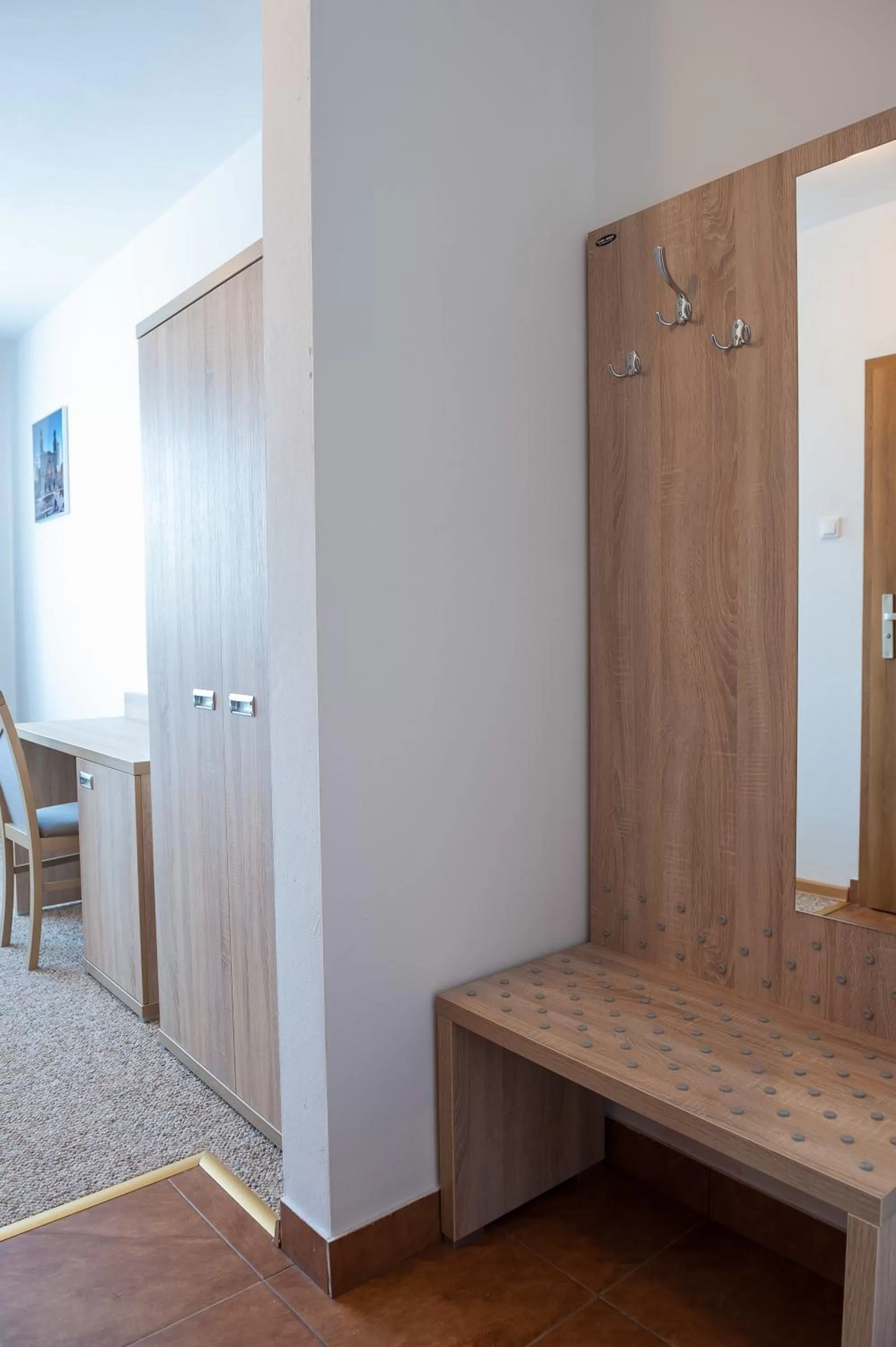 Photo of the whole room in Patra