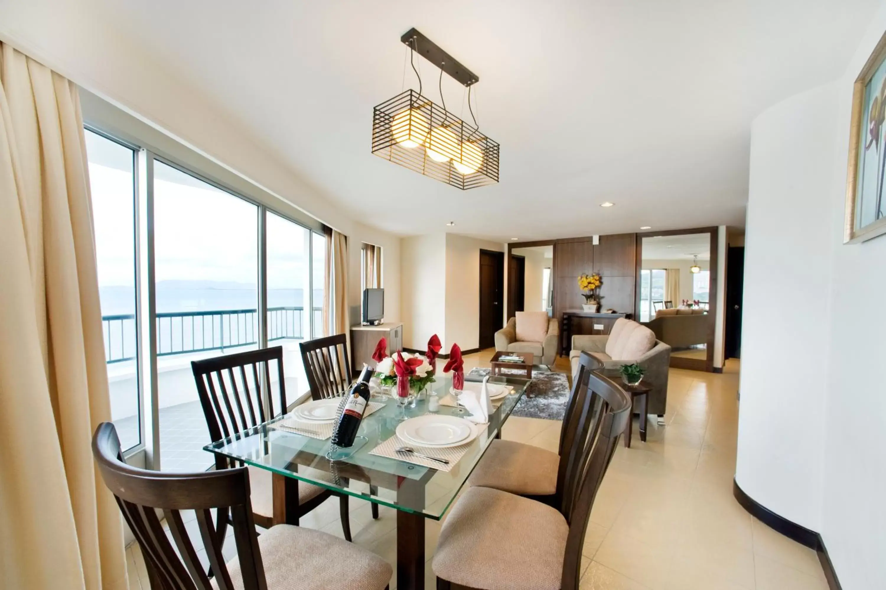 Three-Bedroom Suite in Flamingo Hotel by the Beach, Penang Three-Bedroom Suite in Flamingo Hotel by the Beach, Penang