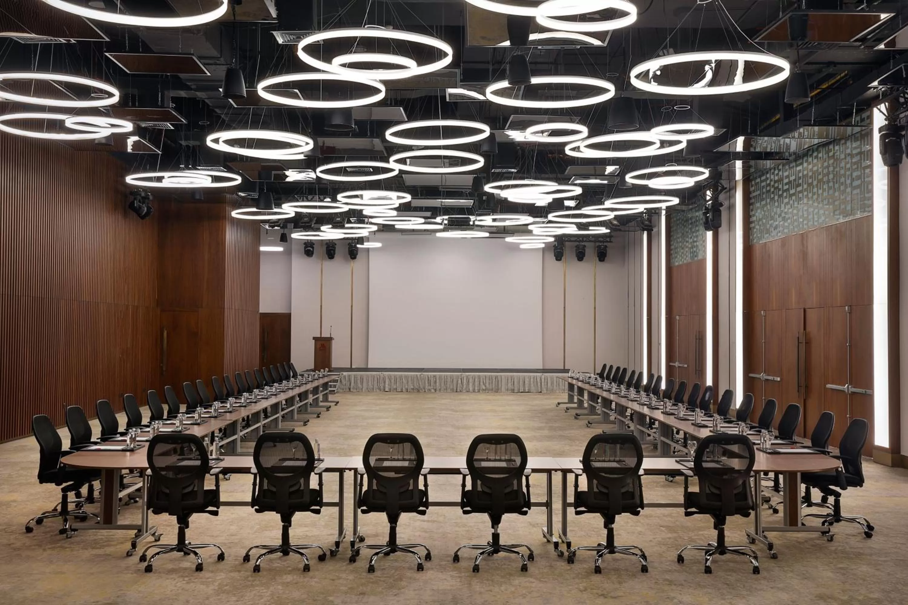 Meeting/conference room in Jeddah Marriott Hotel Madinah Road