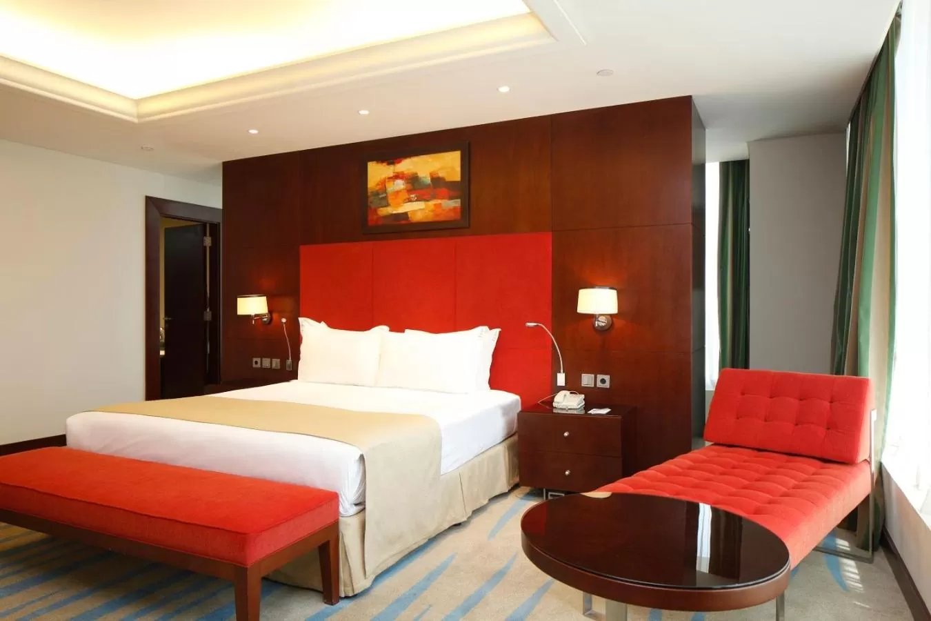 Living room, Bed in Holiday Inn Olaya by IHG