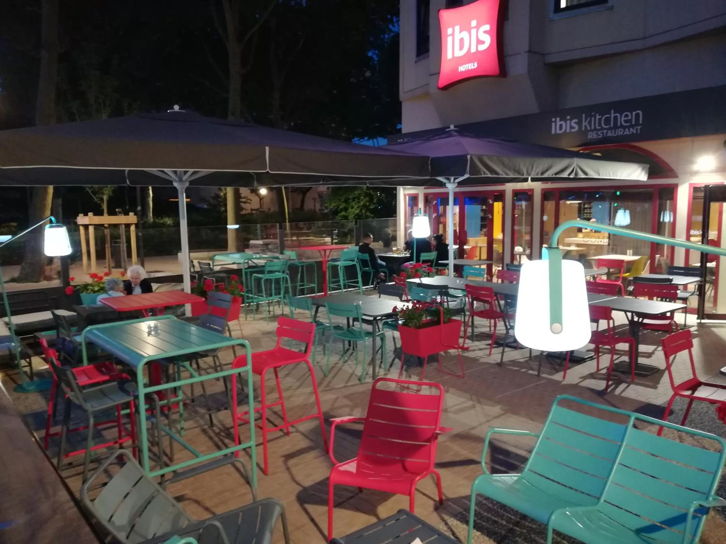 Patio in ibis Lyon Part Dieu Les Halles