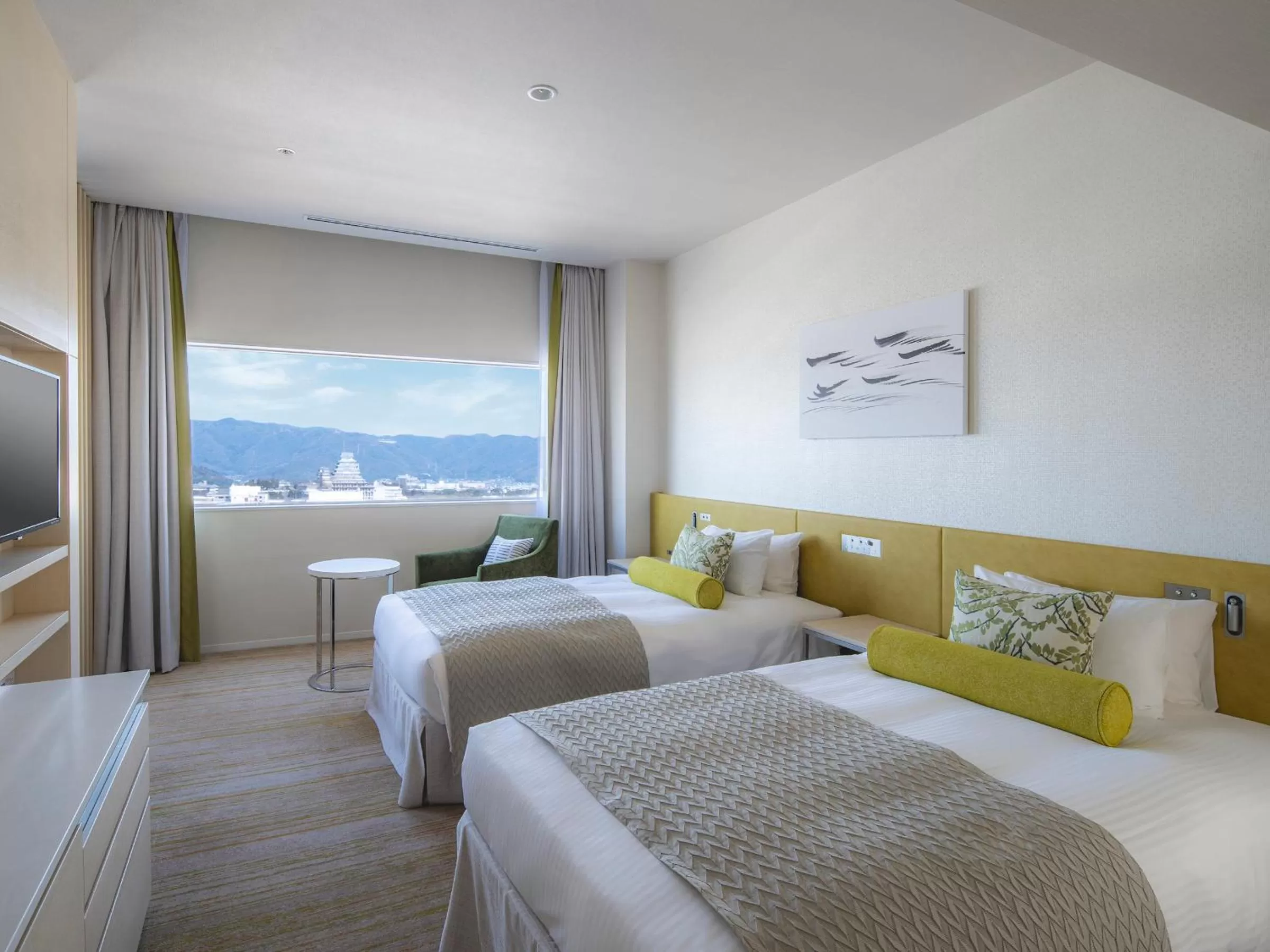 Photo of the whole room, Bed in Hotel Nikko Himeji