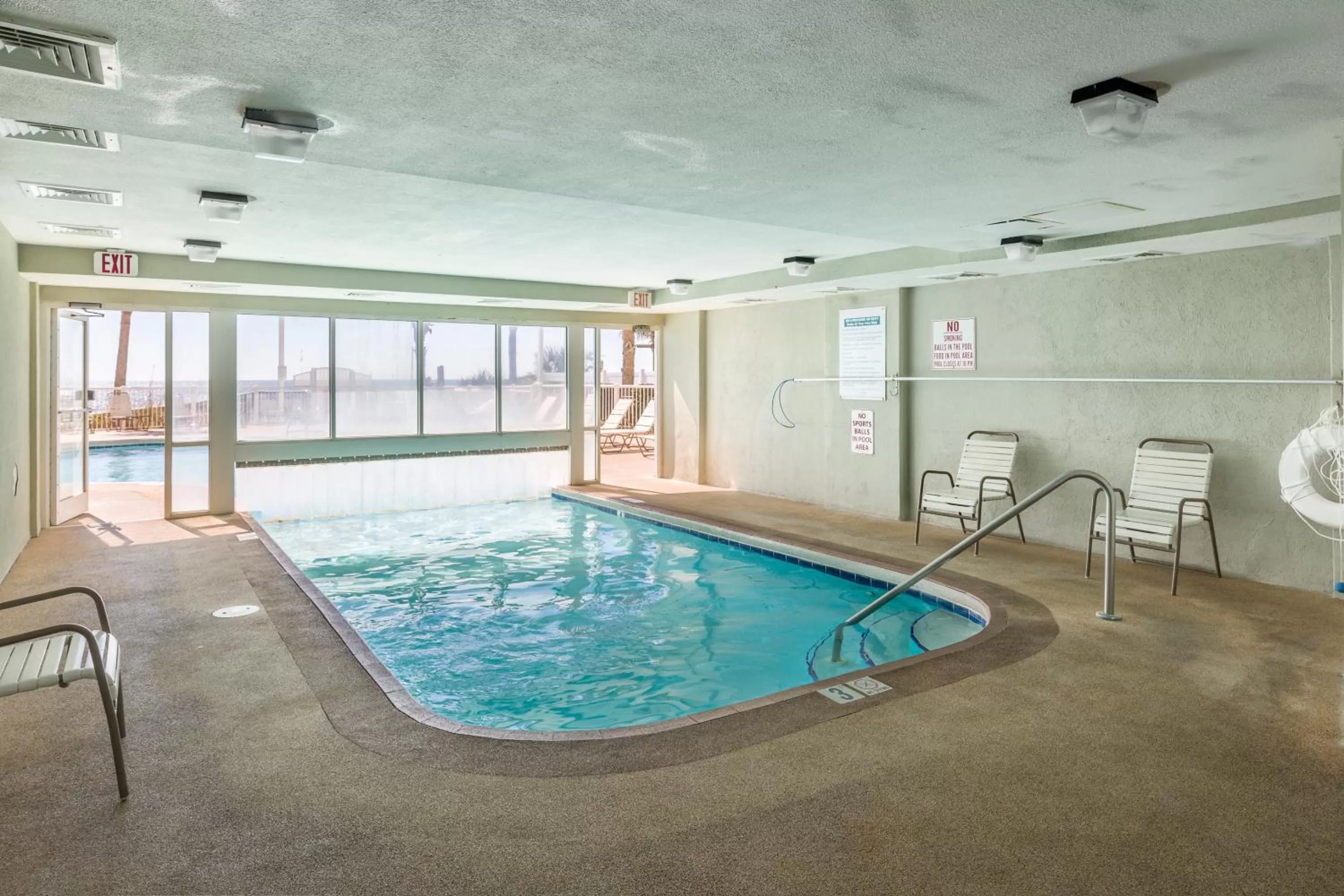 Swimming pool in Tradewinds Unit 406