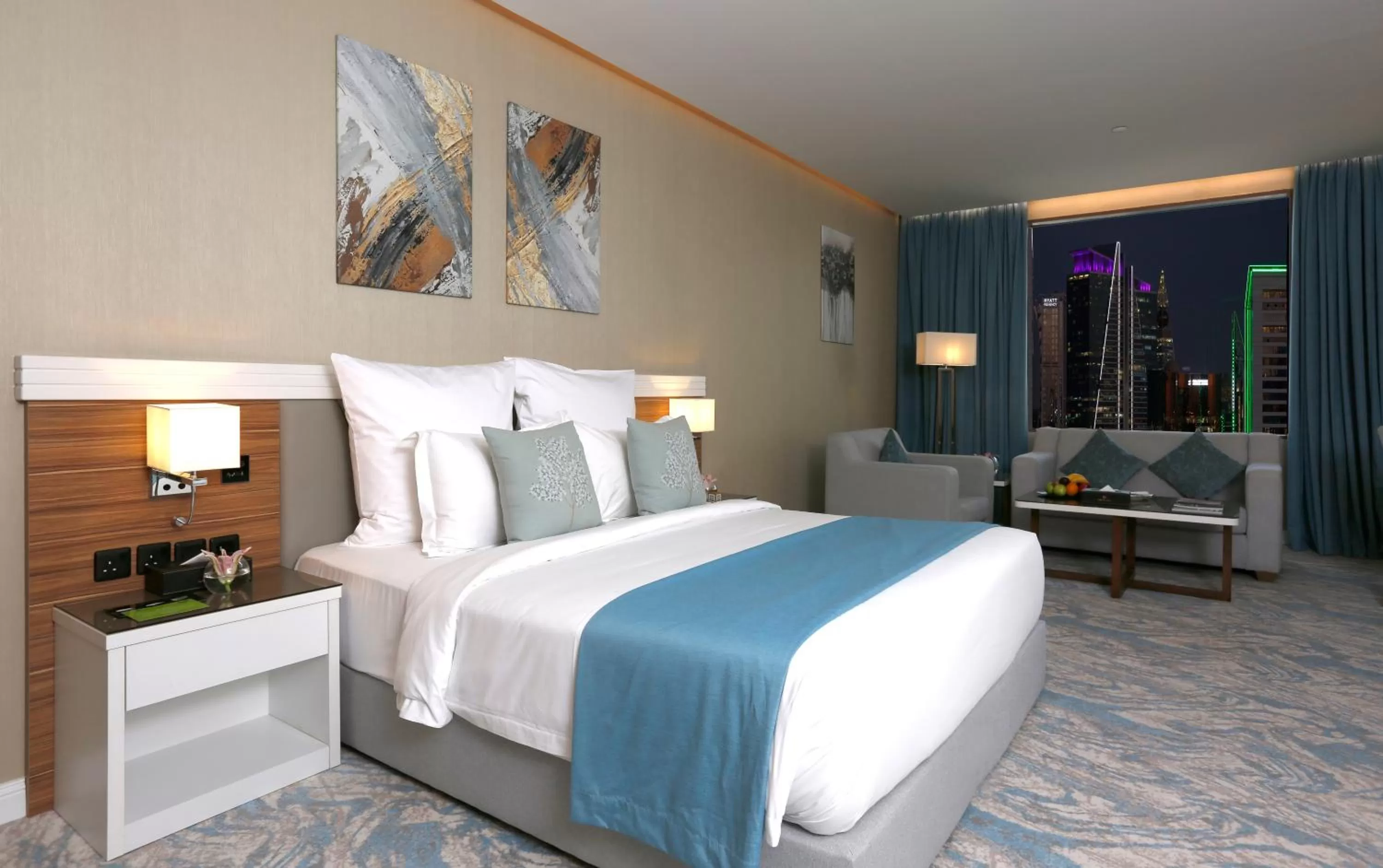 Bedroom, Bed in Cantonal Hotel by Warwick