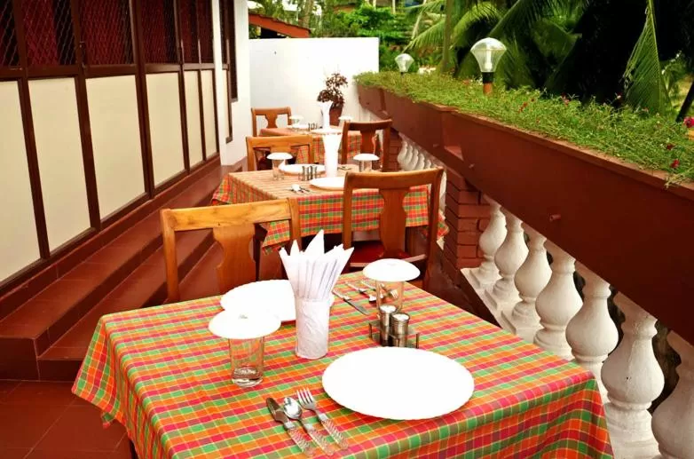 Restaurant/places to eat in Vijaya Varma Beach Resort