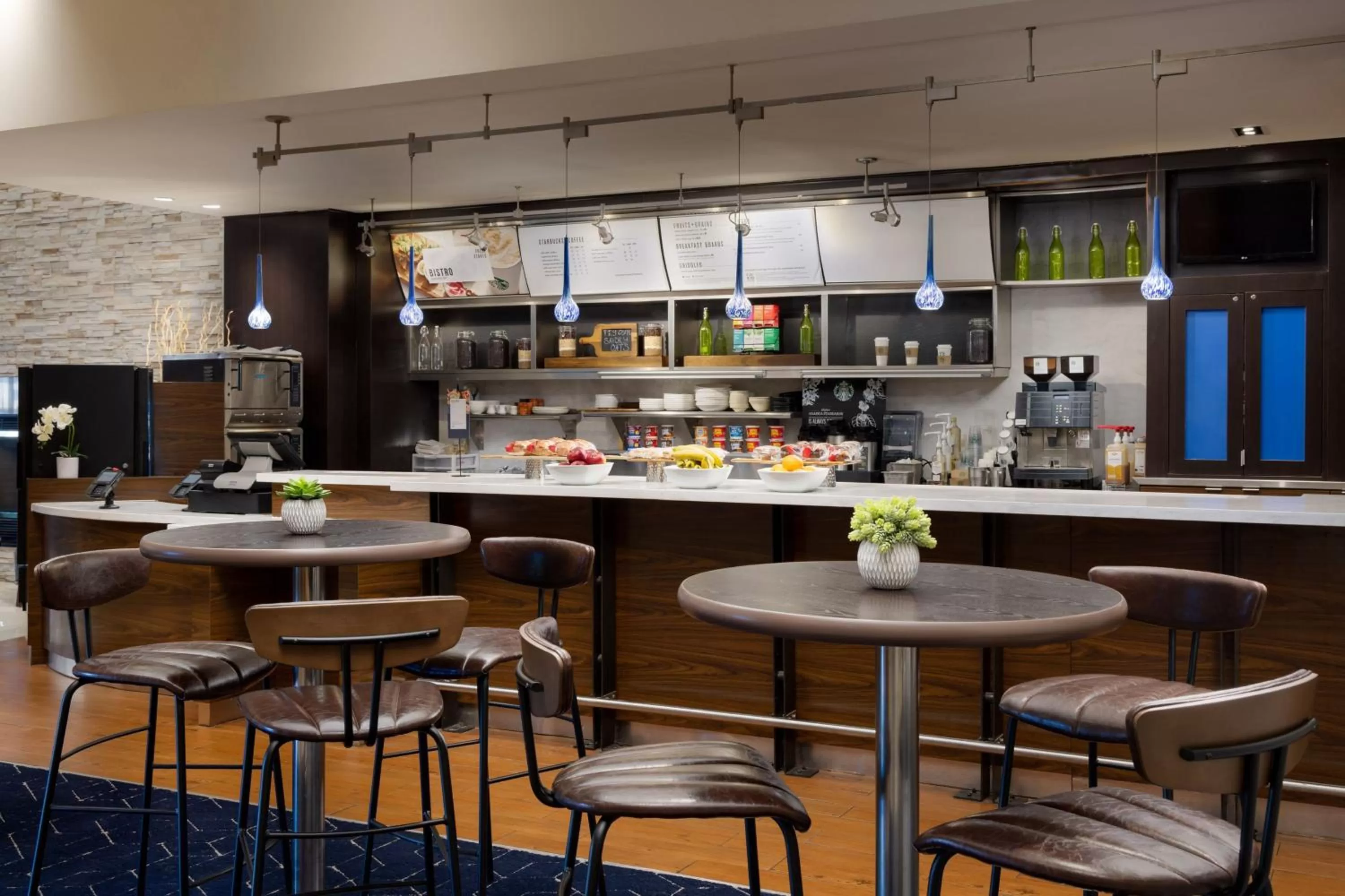 Breakfast in Courtyard by Marriott Atlantic City Beach Block