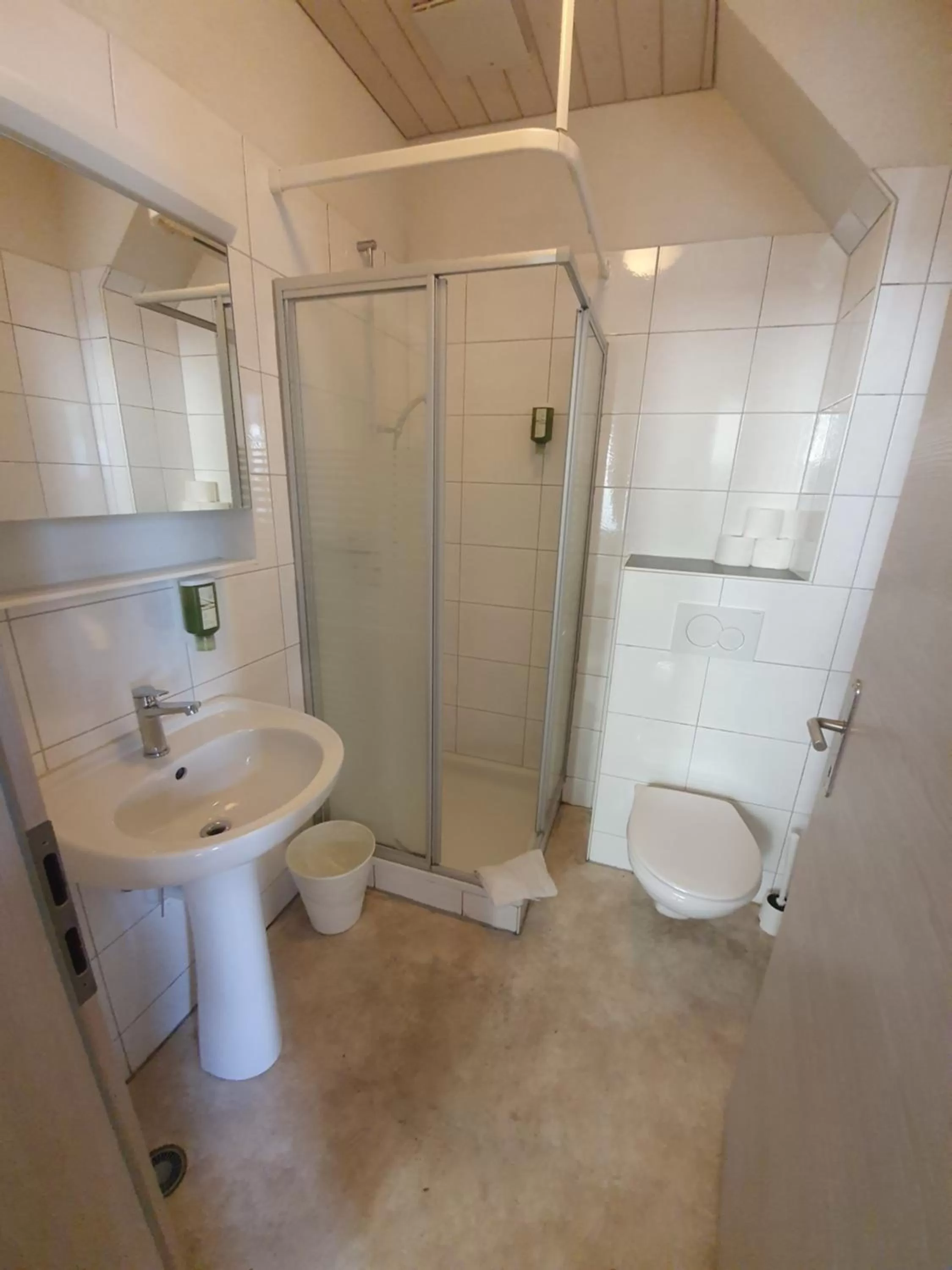 Interlaken Linda Inn Lodge