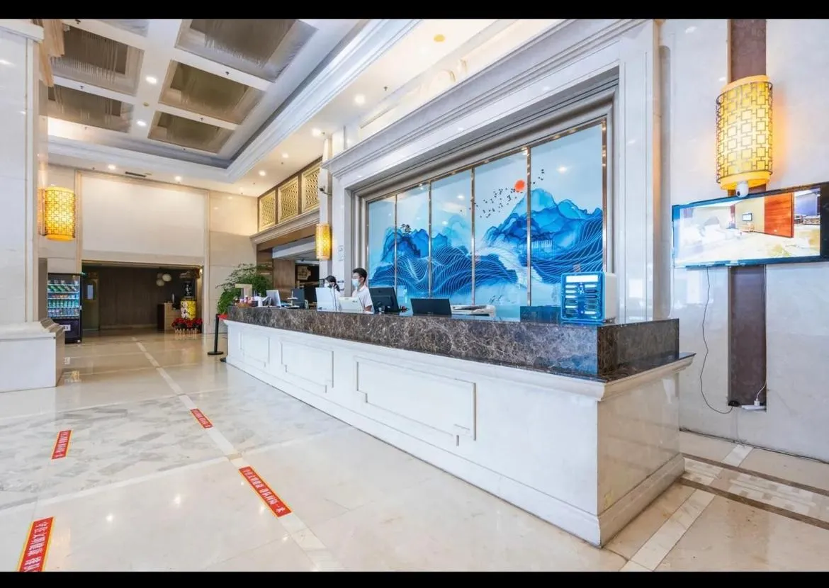 Lobby or reception in Guangzhou Nuomo International Hotel-Canton Fair Free Shuttle Bus