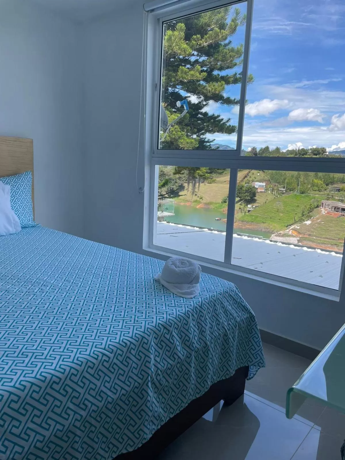 Bed in Paradise Lake Finca Hotel