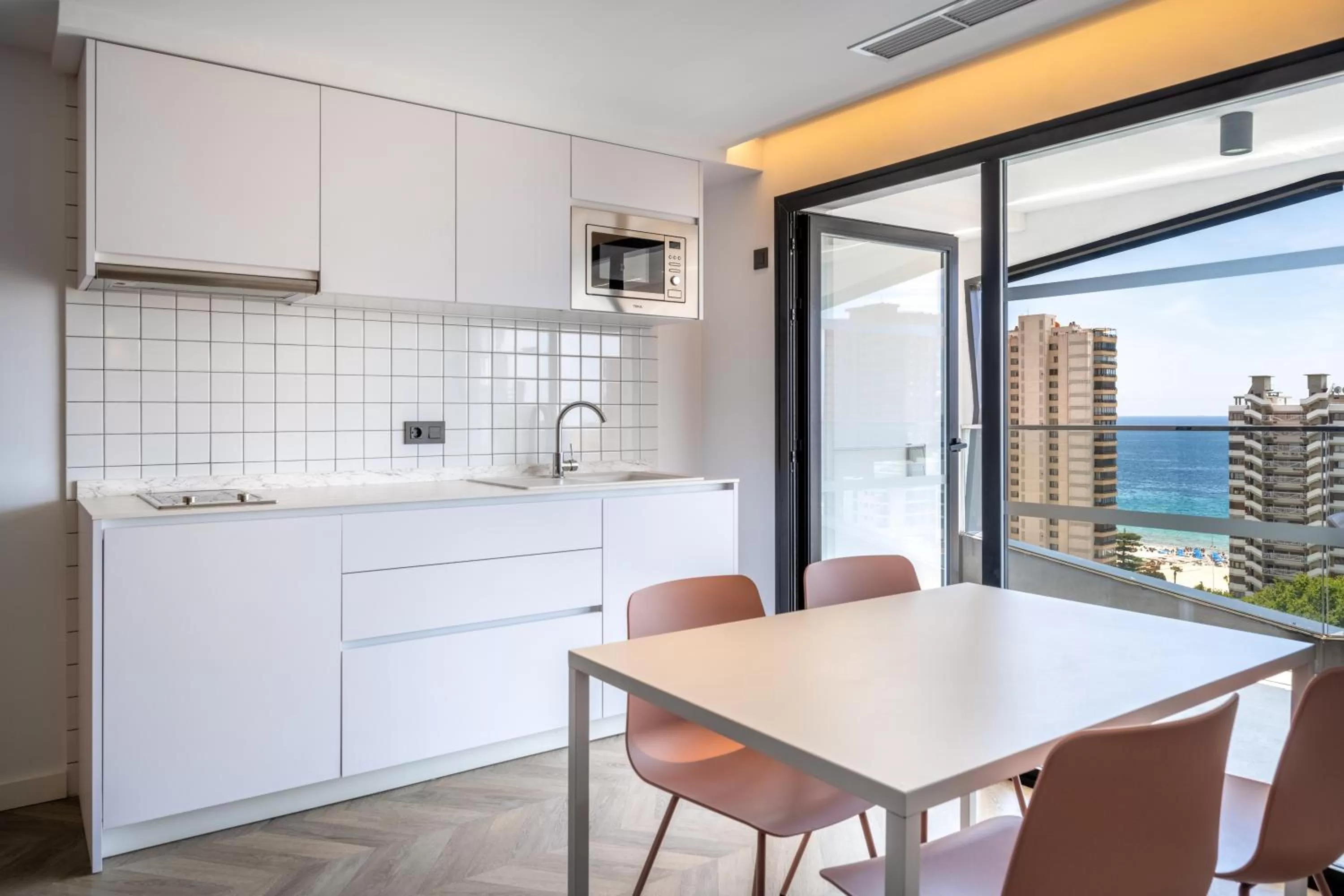 Kitchen or kitchenette in Climia Belroy 4 Sup