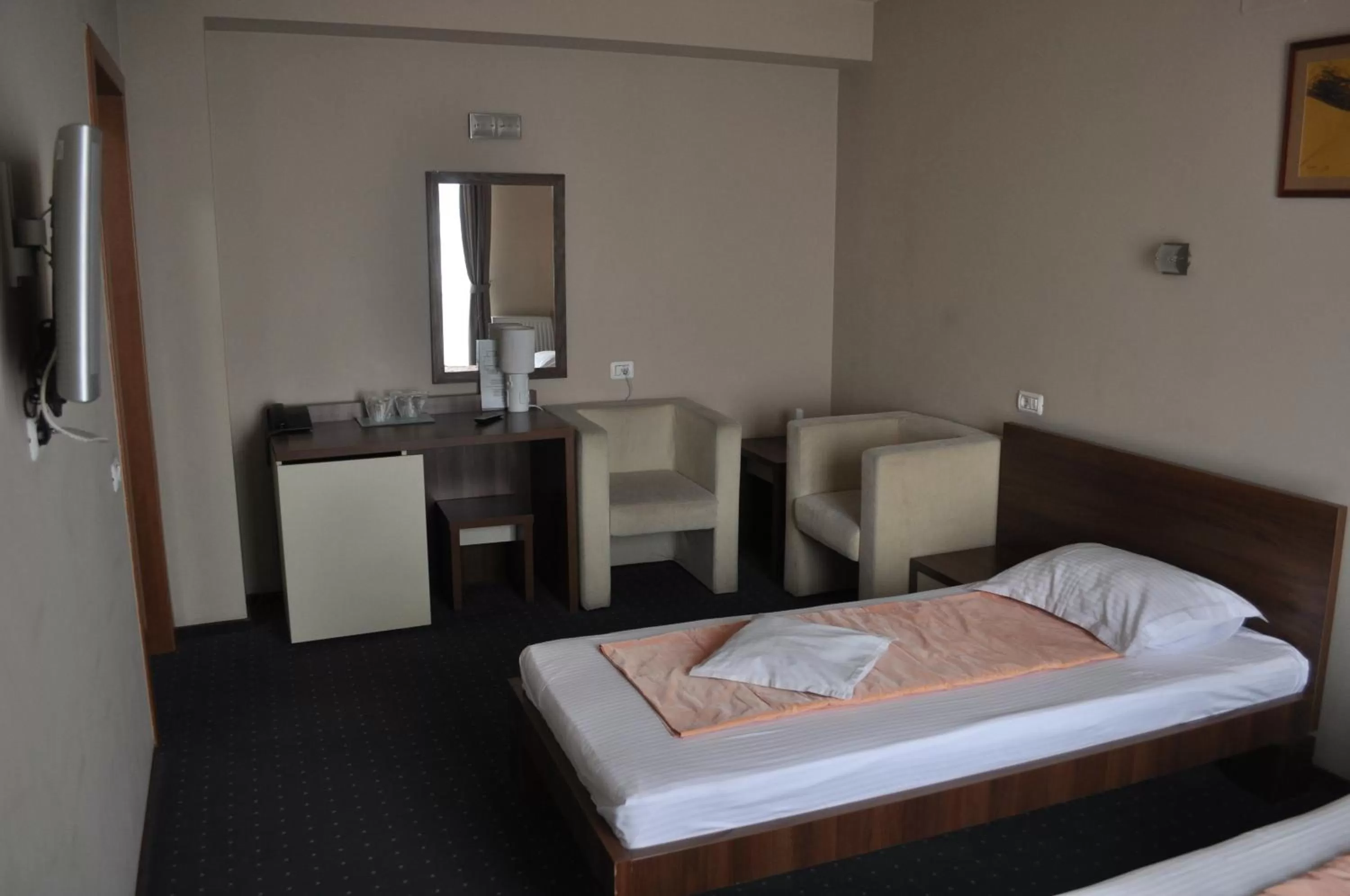 Photo of the whole room, Bed in Euro House Hotel