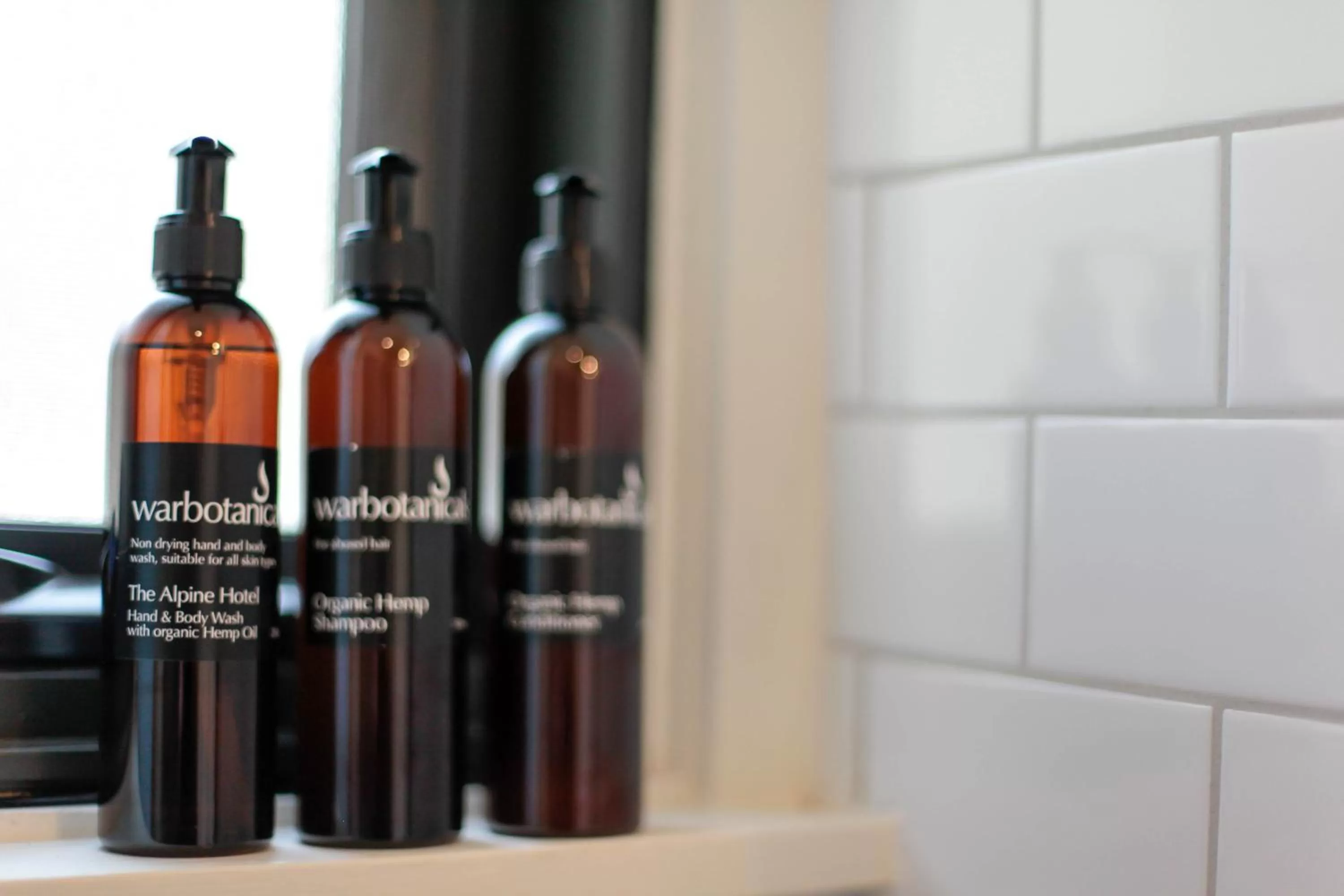 Alpine Hotel, Eat Drink Sleep