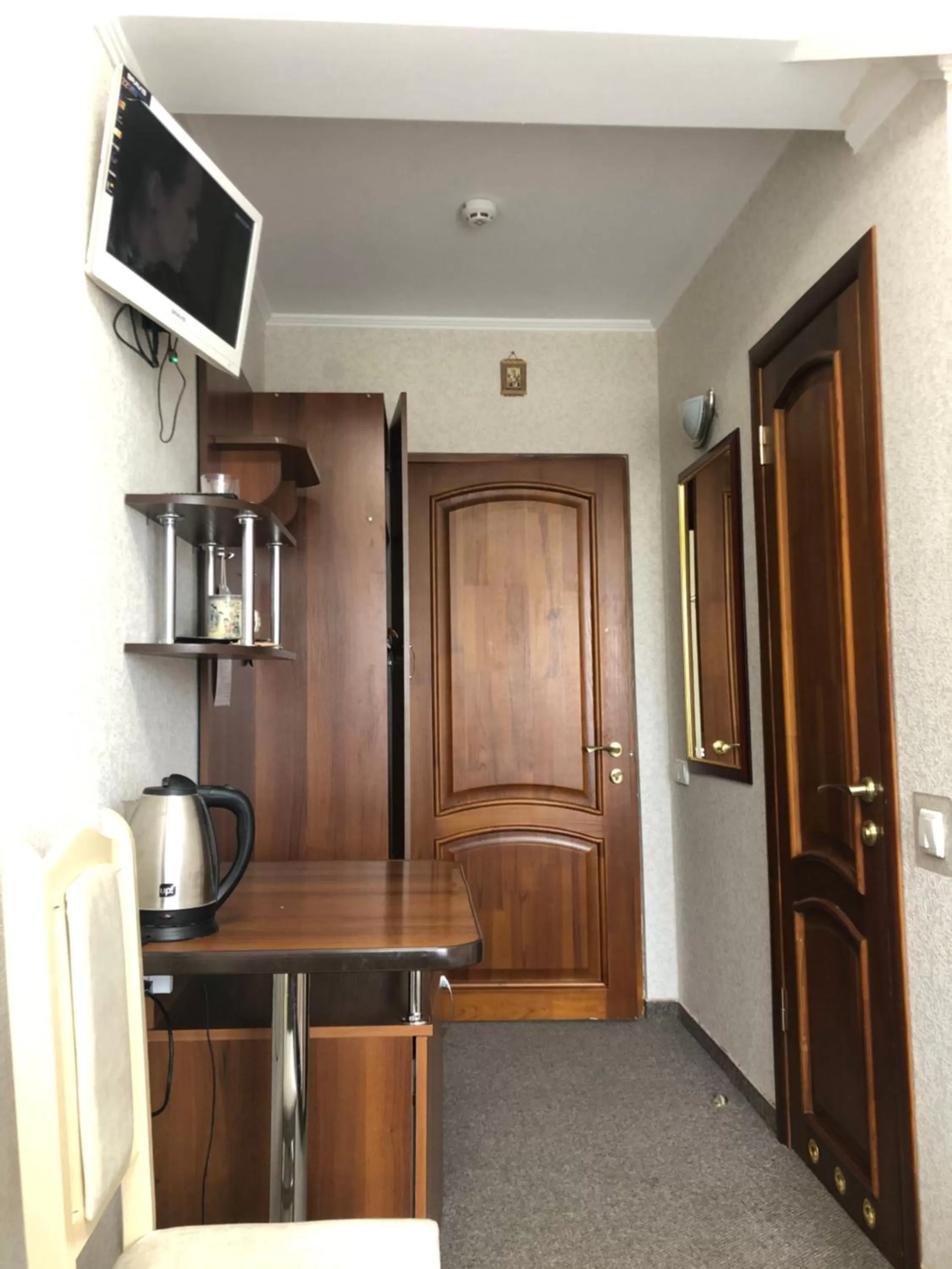 TV/Entertainment Center in Motel Kurortnyy & SPA