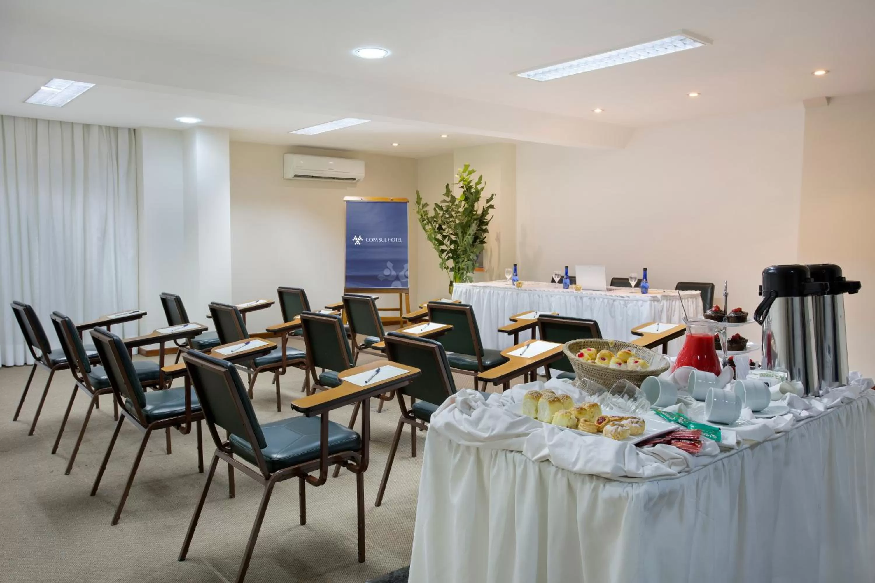 Banquet/Function facilities in Copa Sul Hotel