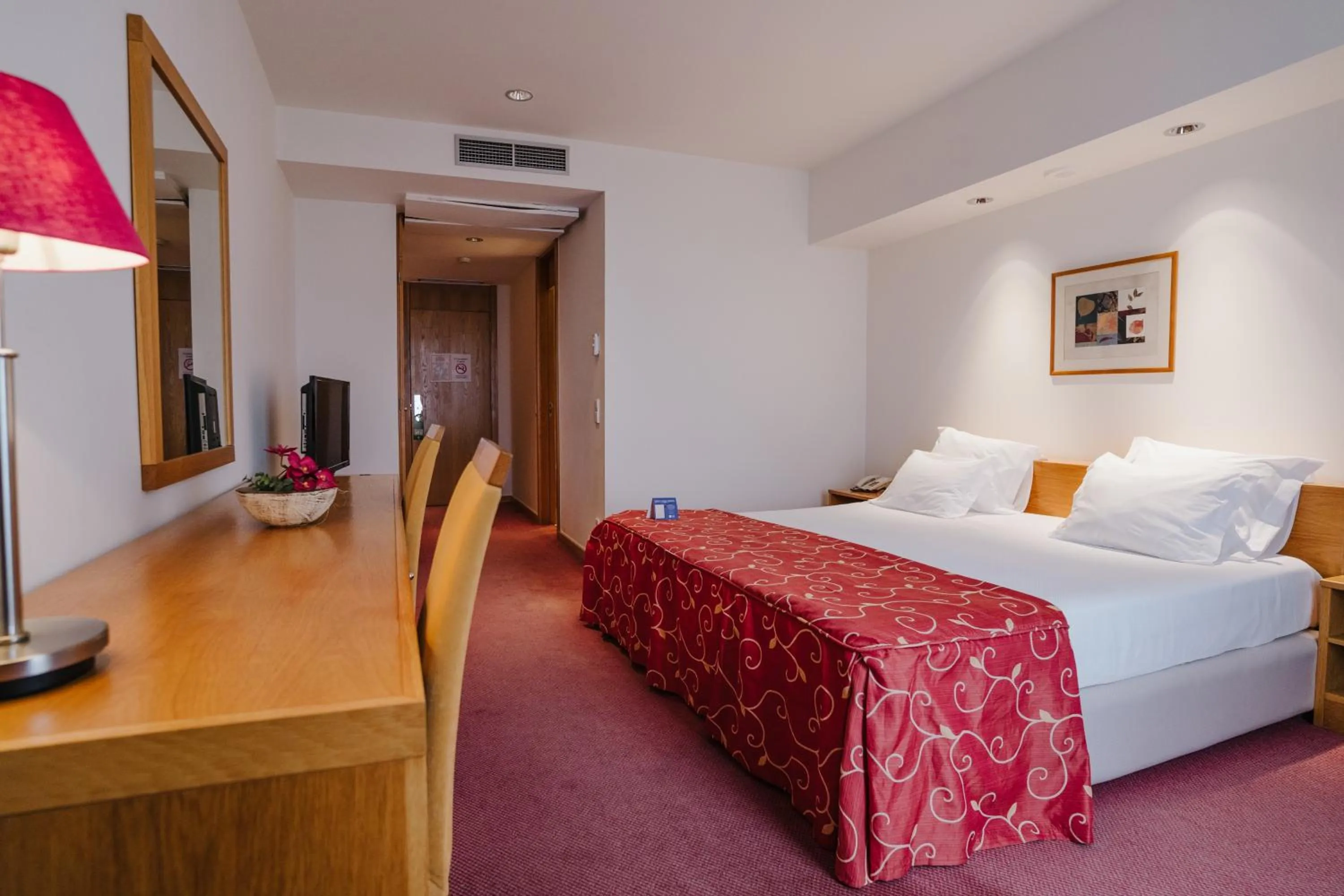 Standard Double or Twin Room in Hotel Premium Porto Maia