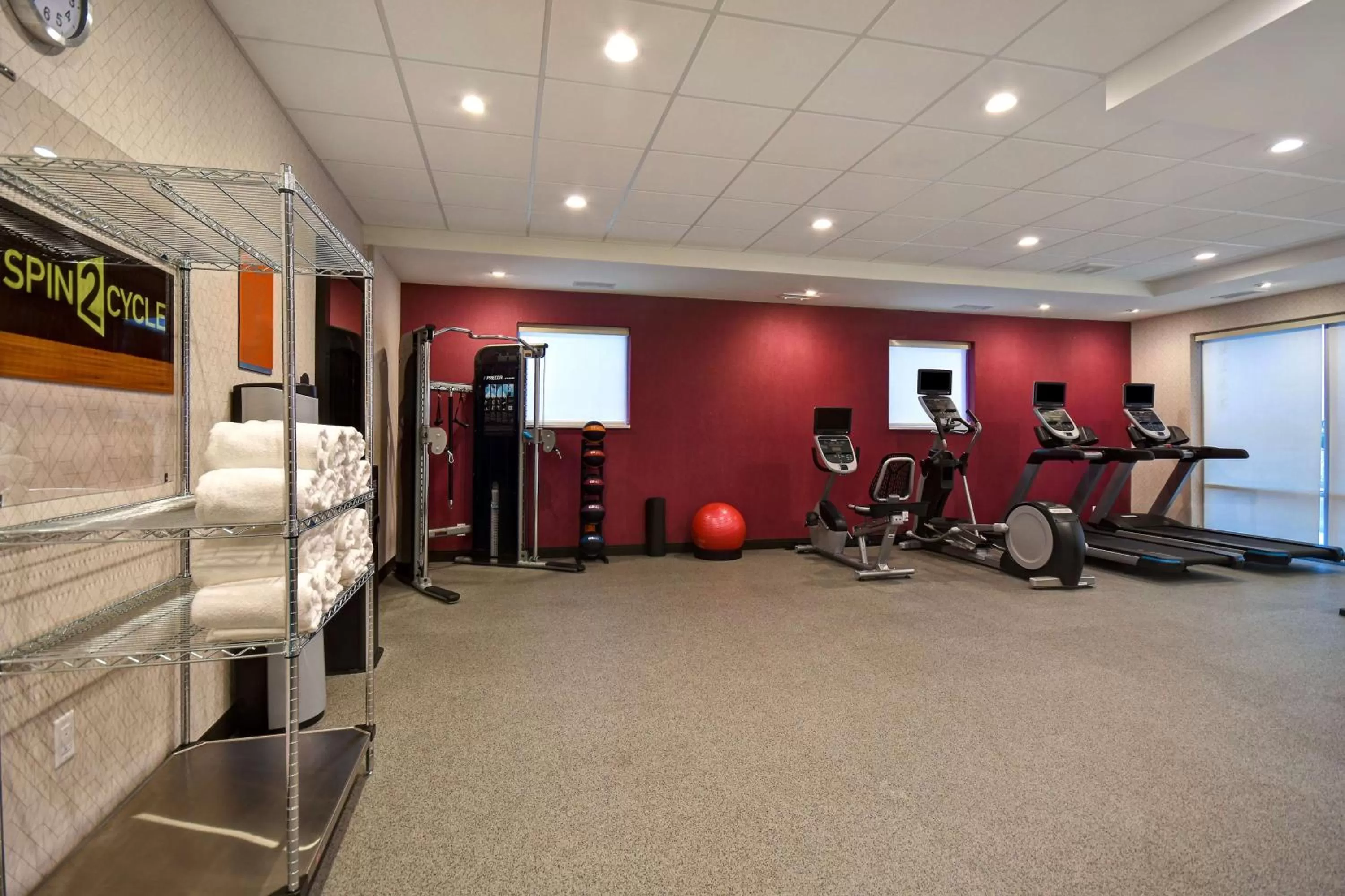 Fitness centre/facilities in Home2 Suites Eau Claire South, Wi