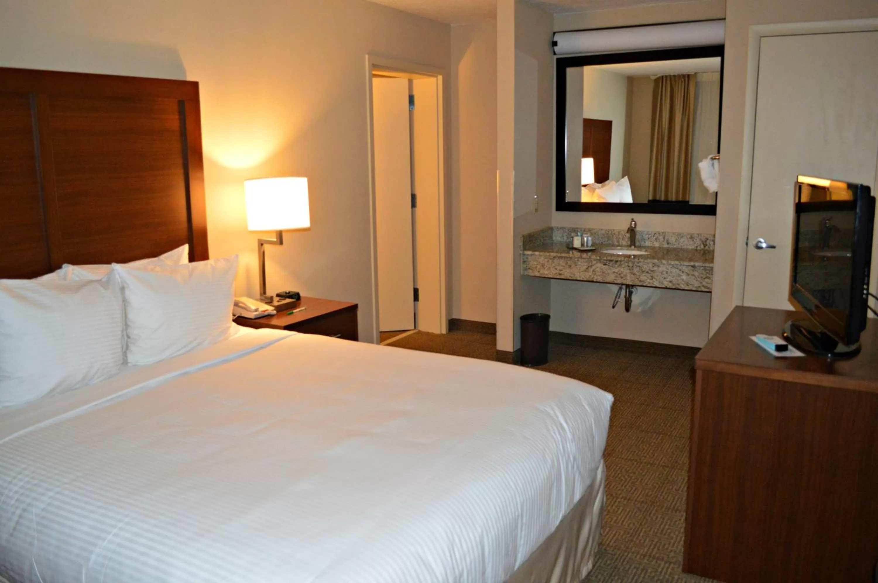 Bed in Wyndham Garden Hotel Cross Lanes Charleston