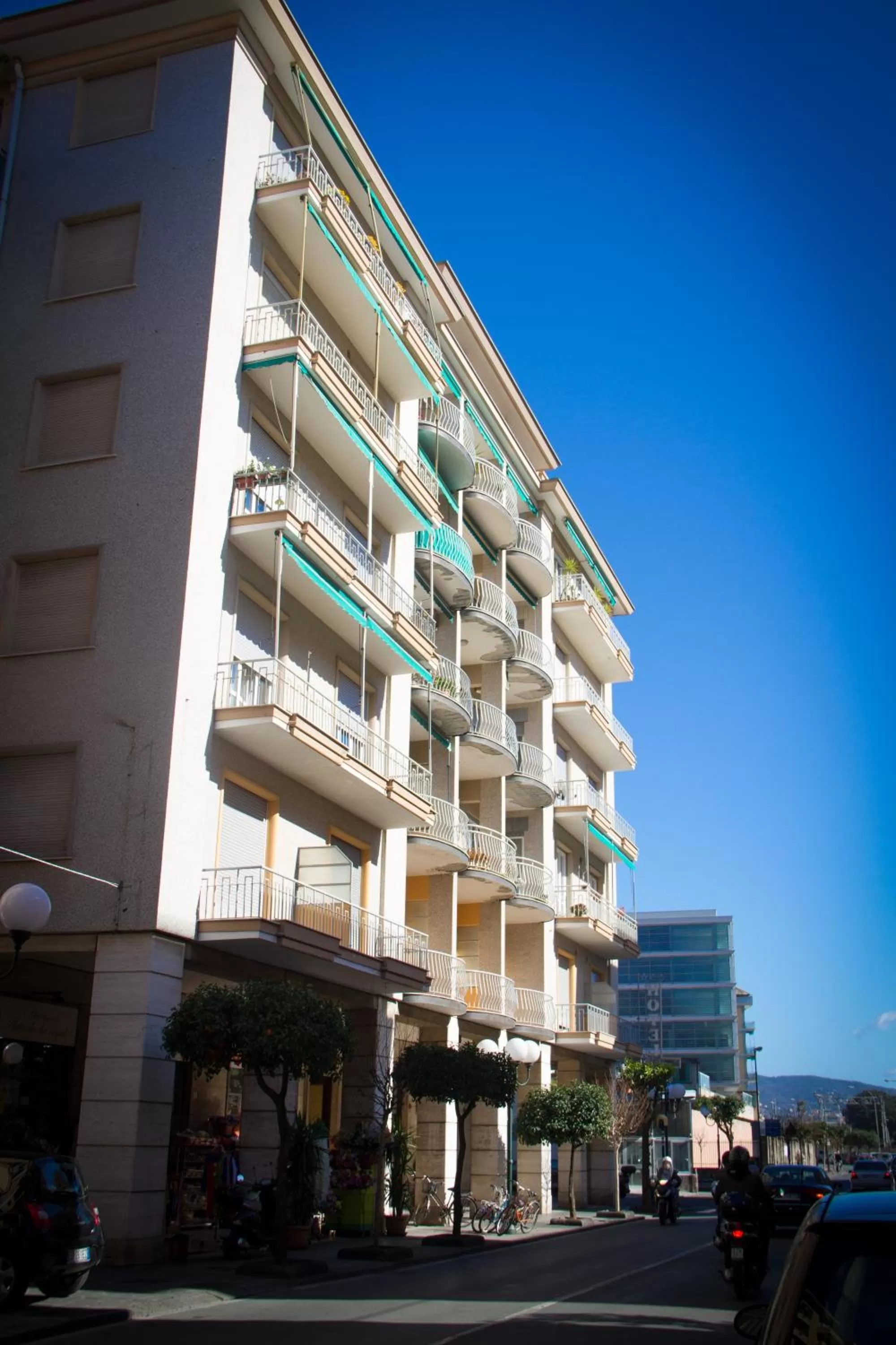 Property building in Cà do Franco