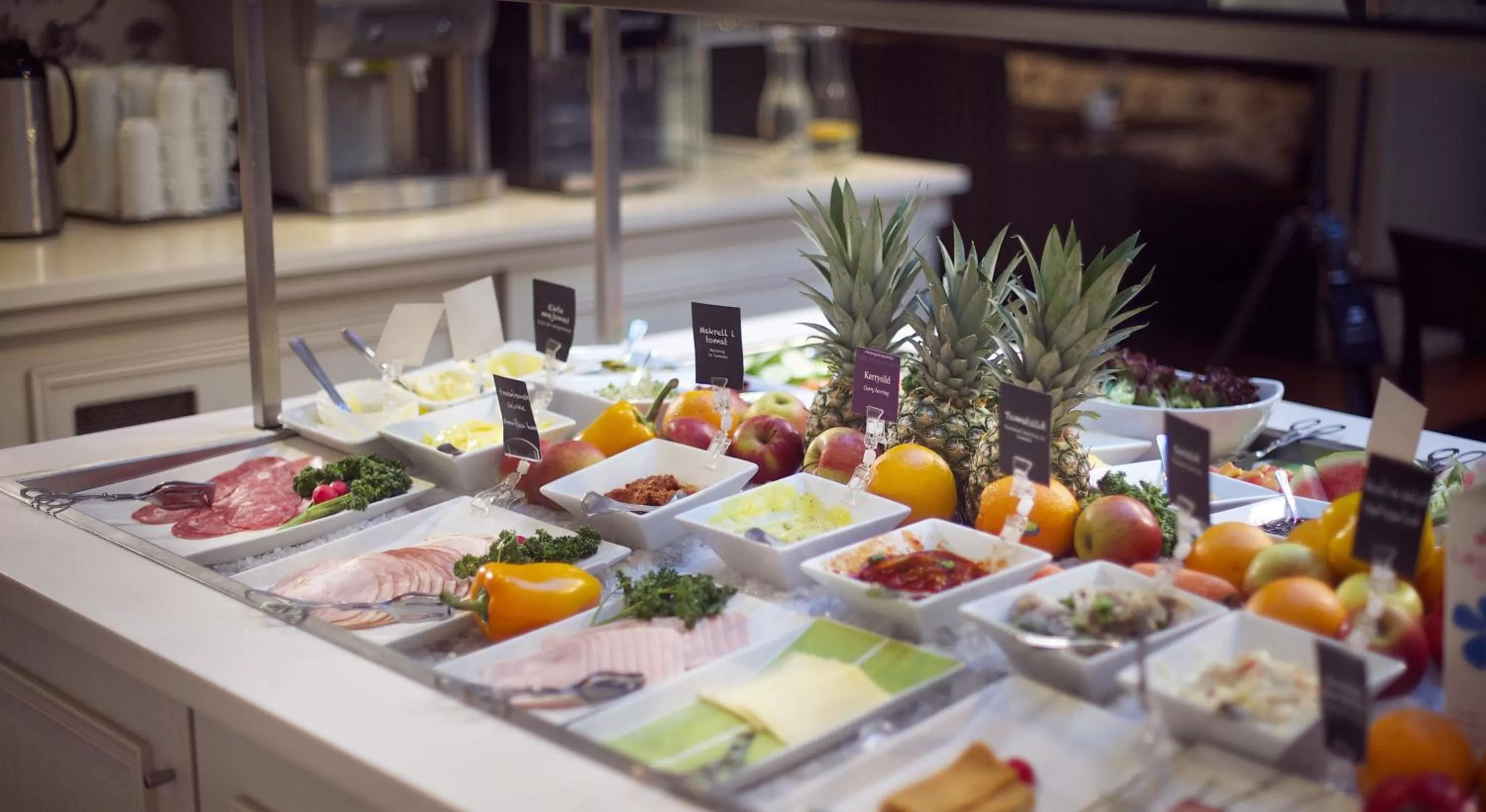 Buffet breakfast in Home Hotel Bastion