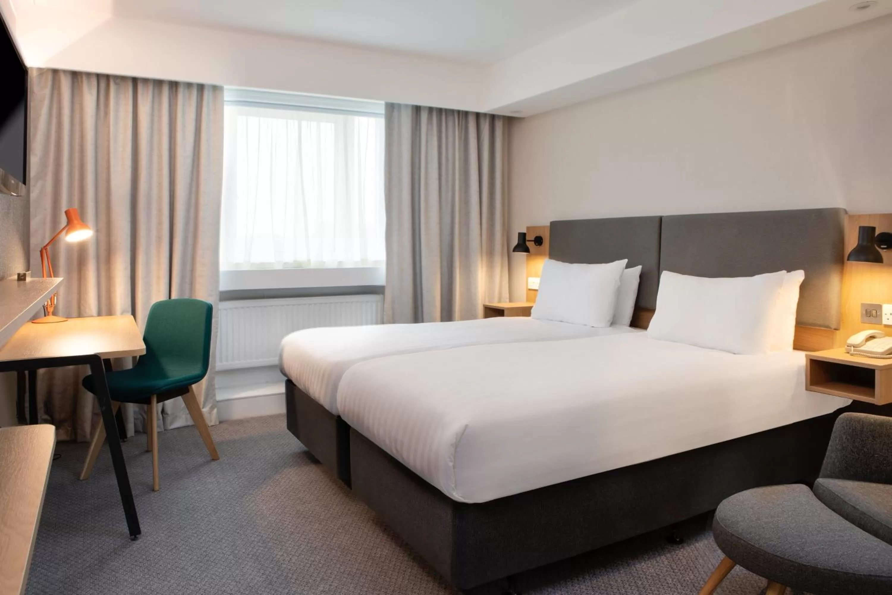 Photo of the whole room, Bed in Holiday Inn Bolton Centre by IHG