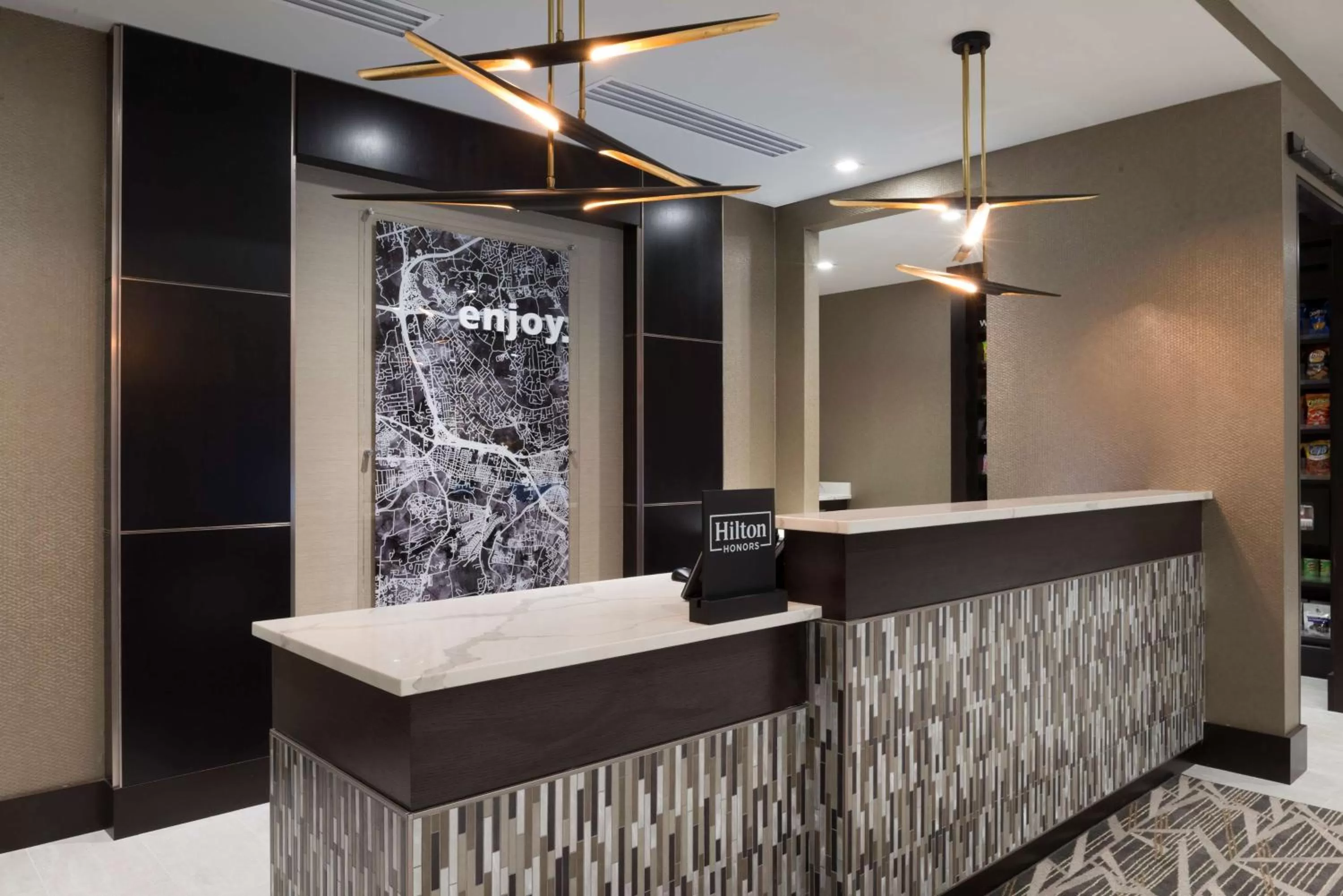 Lobby or reception in Hampton Inn & Suites Bridgewater, NJ