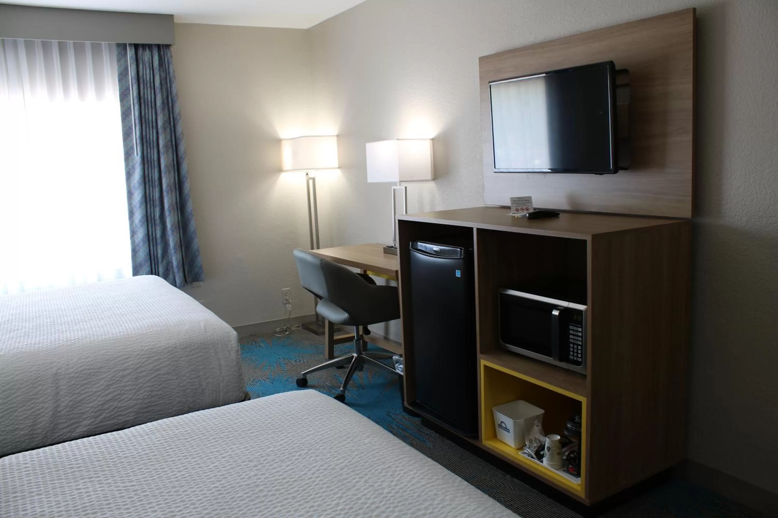 Bedroom, Bed in Days Inn by Wyndham Waco University Area