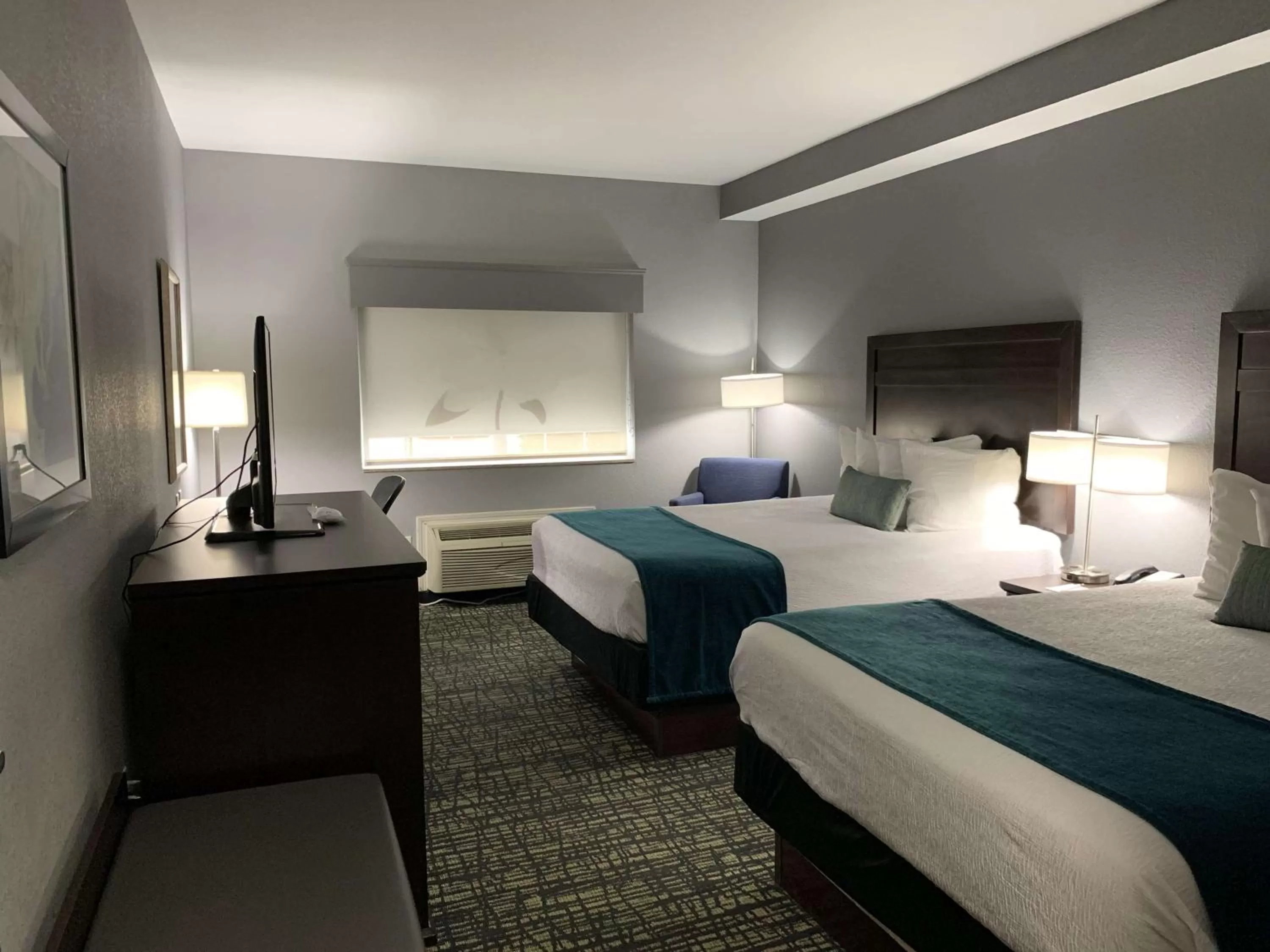 Photo of the whole room, Bed in Best Western Plus Olive Branch Hotel & Suites