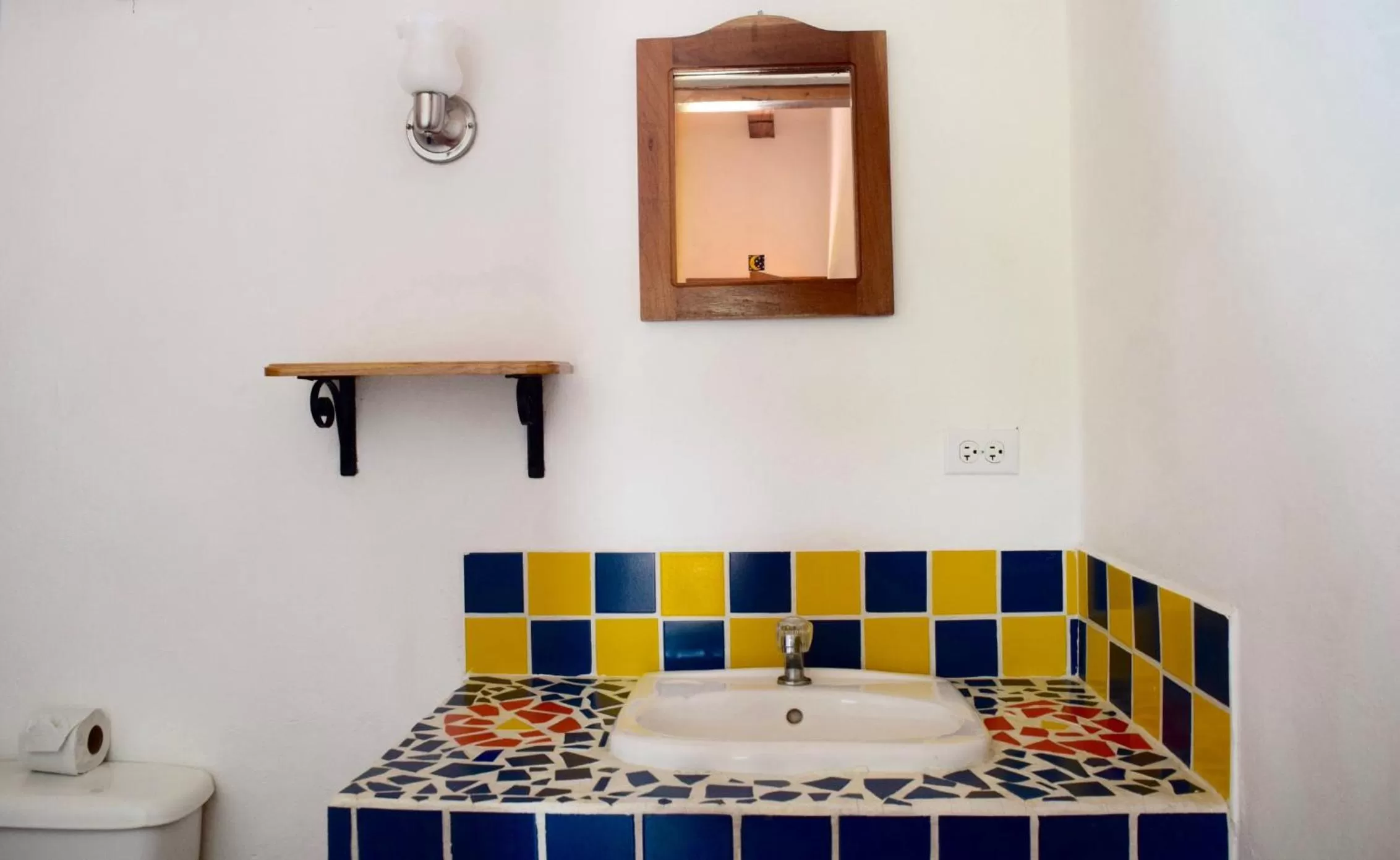 Decorative detail in La Casa de Cafe Bed and Breakfast