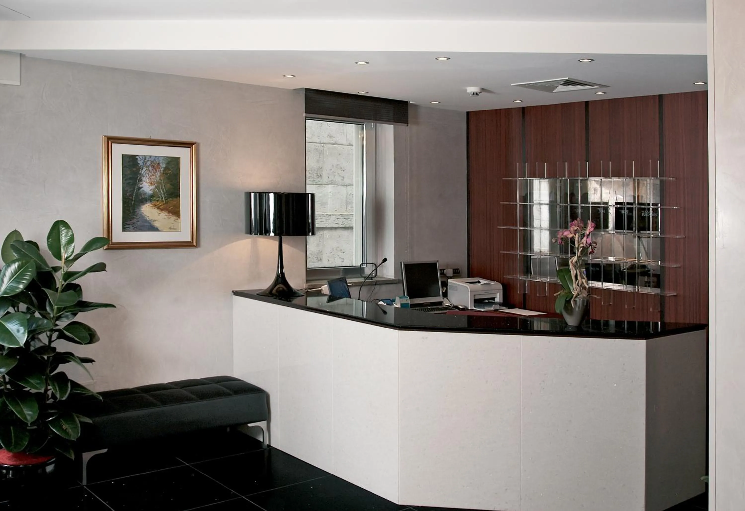 Lobby or reception in Victoria Hotel