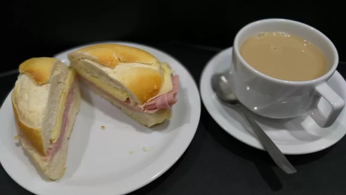 Hotel Minho -Próximo 25 Março , Brás e Bom Retiro