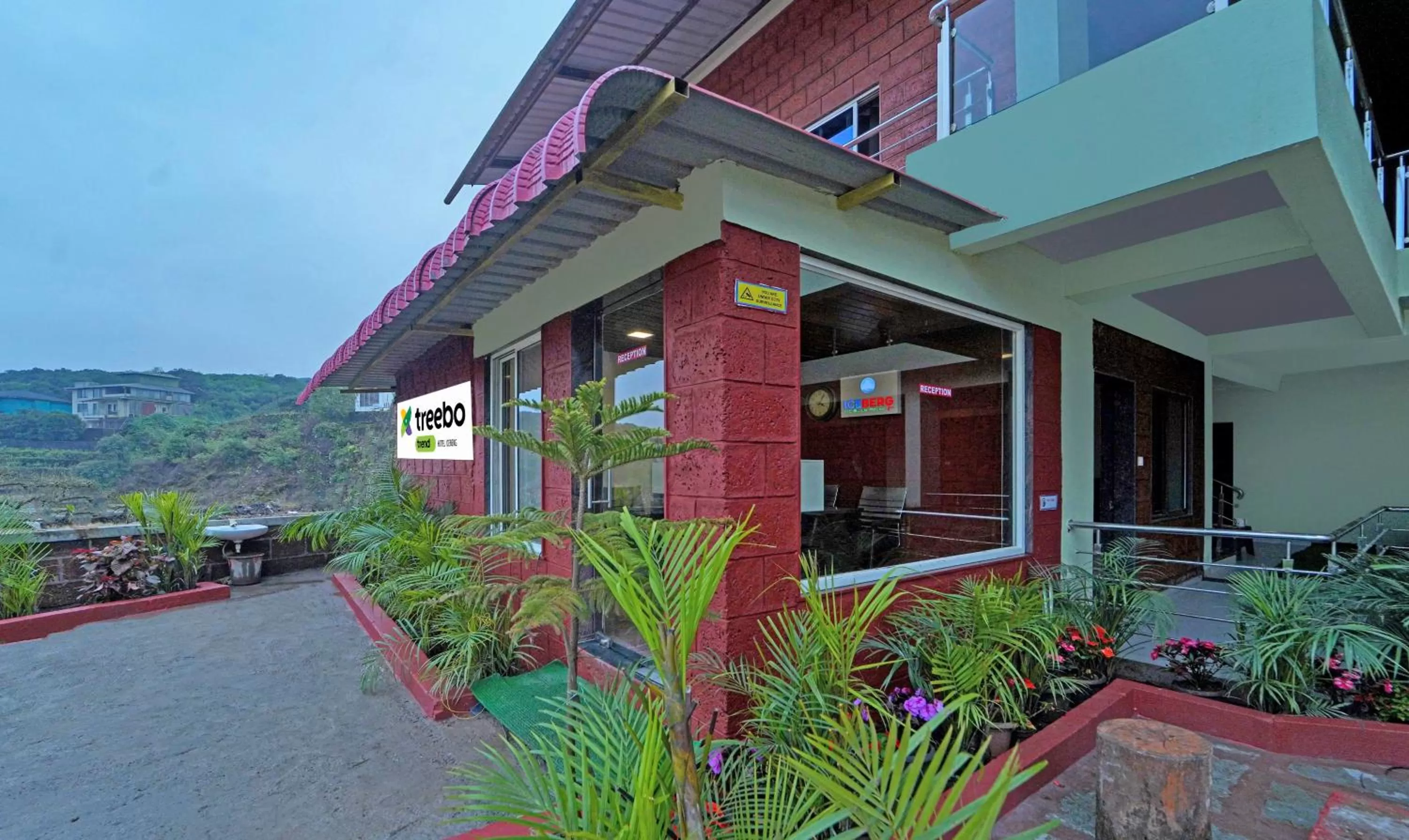 Property building in Treebo Trend Iceberg