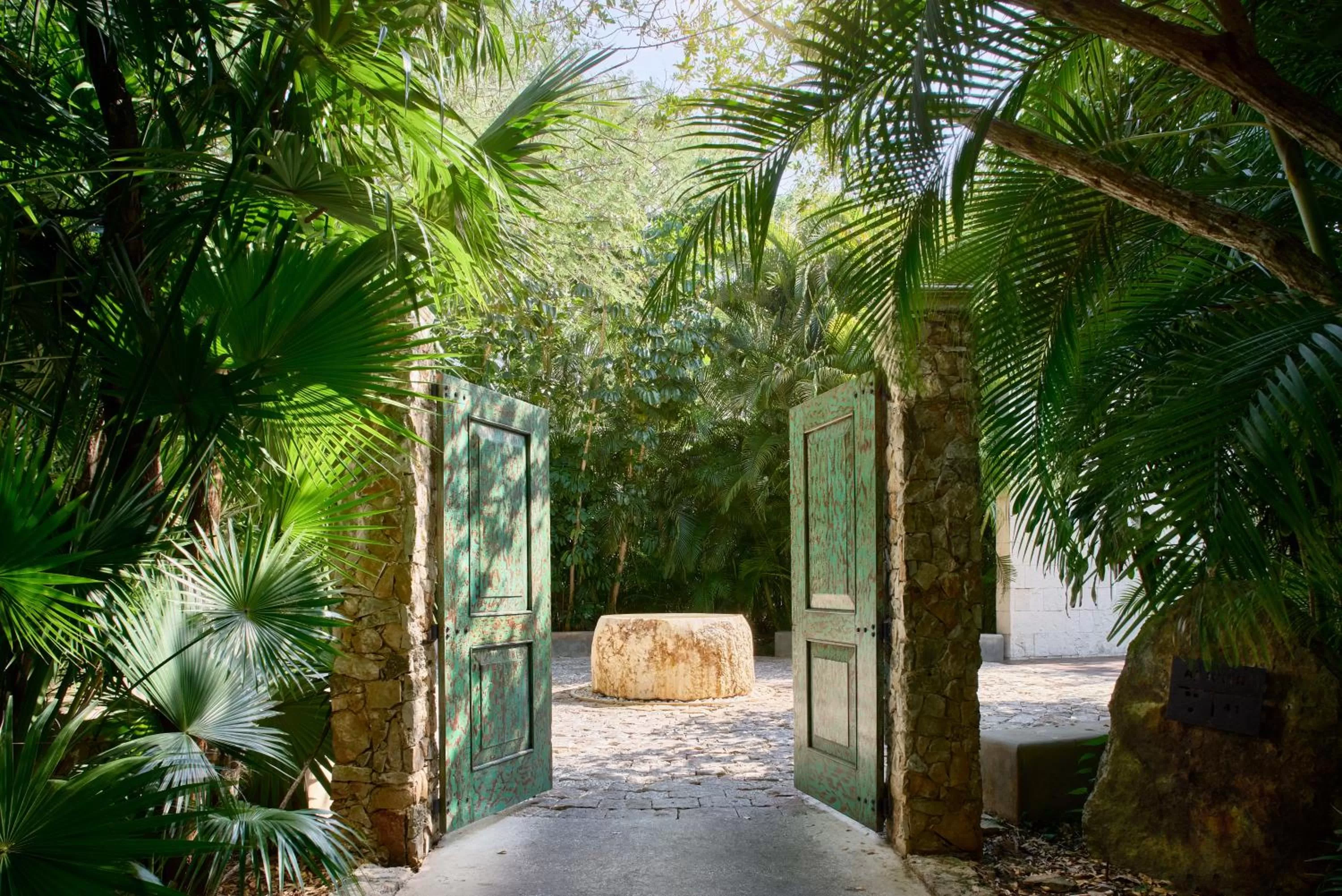 Facade/entrance in Chablé Yucatan