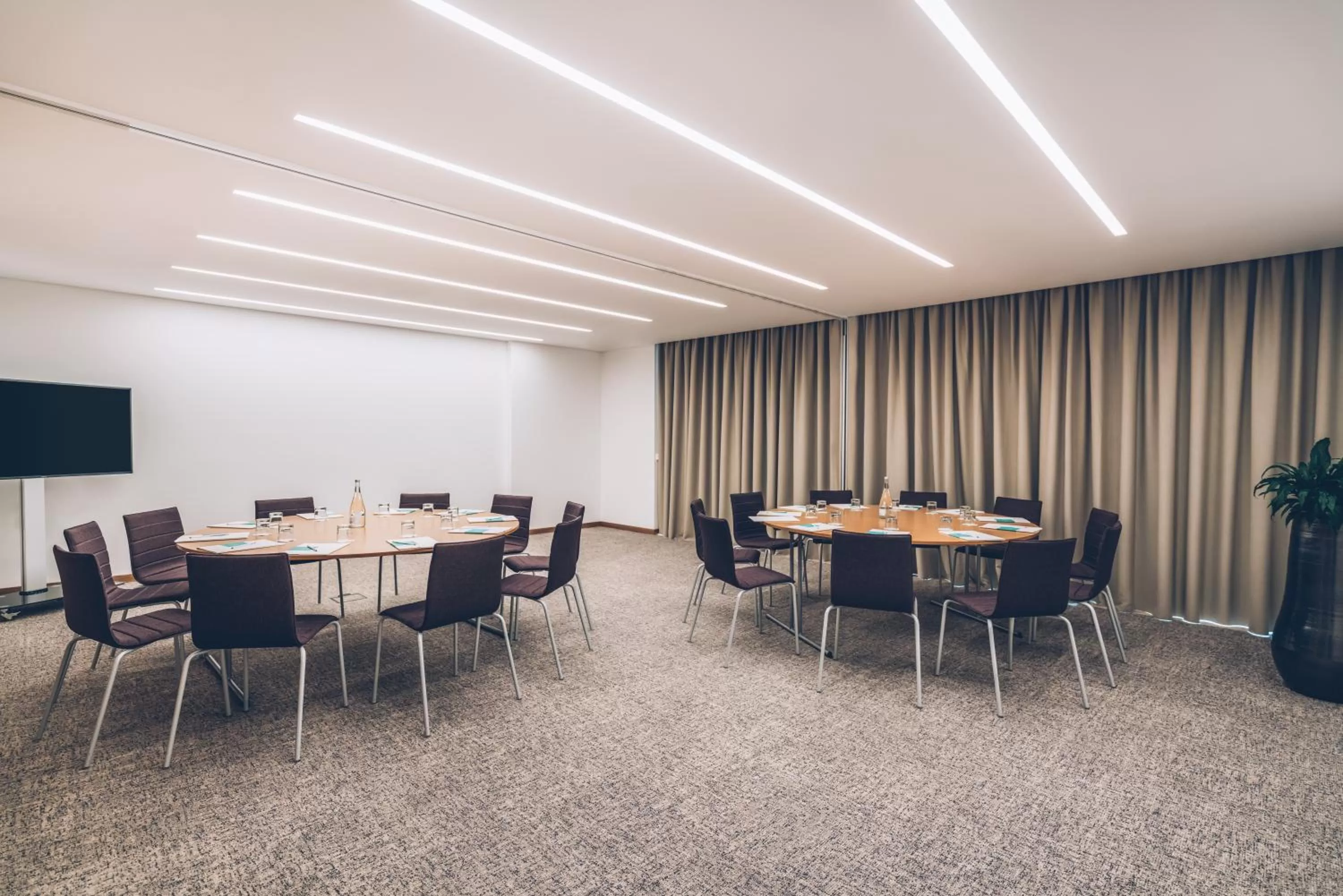 Business facilities in Iberostar Selection Lisboa