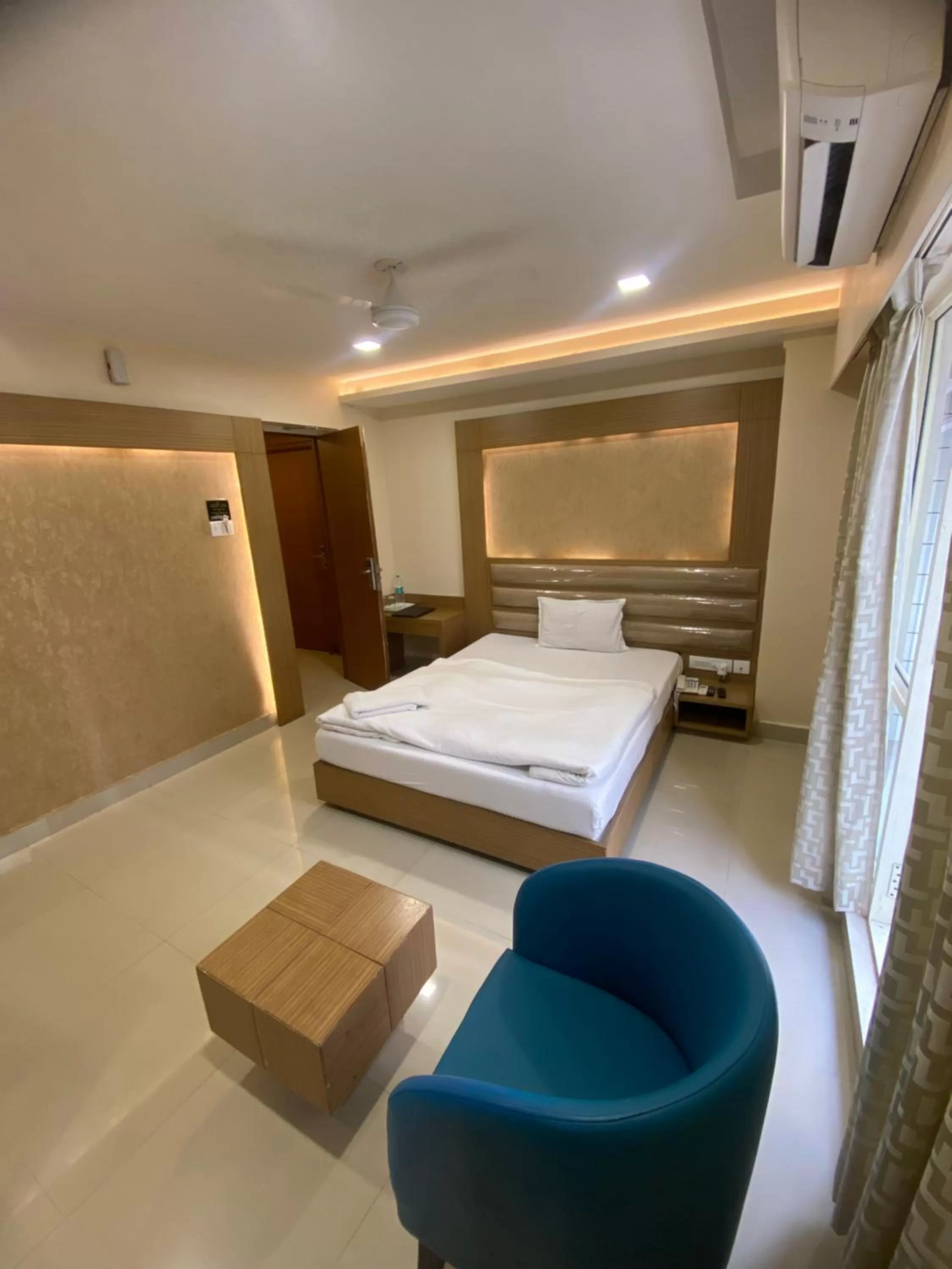 Greens Suite - Business Class Hotel - Opposite Ripon Building