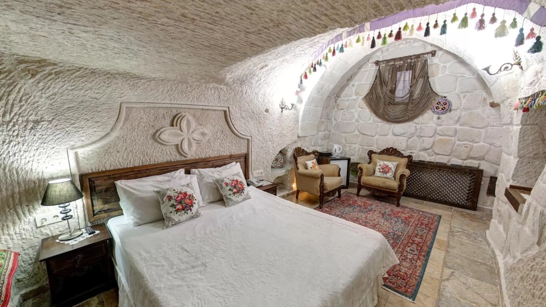 Bed in Roc Of Cappadocia