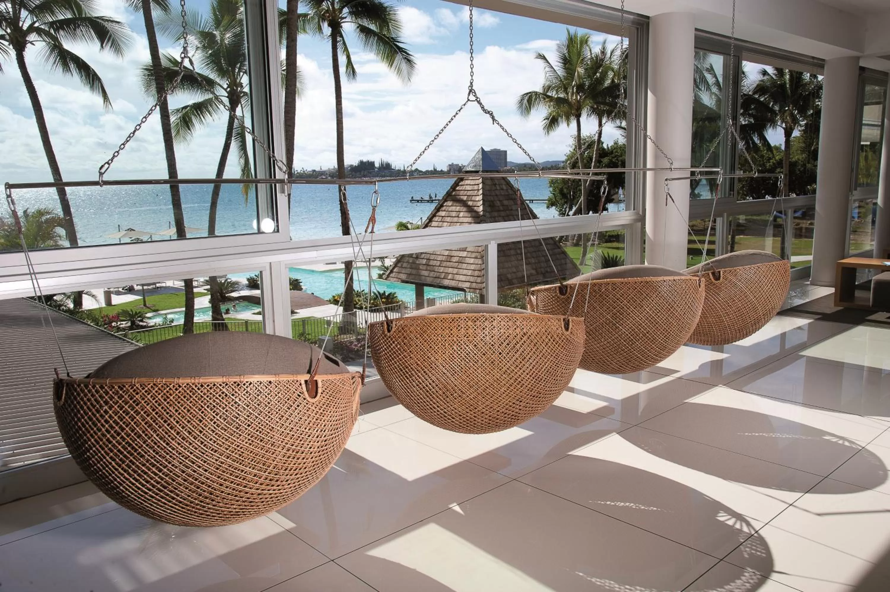 Lounge or bar in Chateau Royal Beach Resort & Spa, Noumea